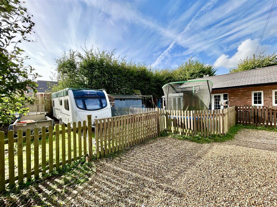 4 bed detached bungalow for sale in School Cottage, Hereford  - Property Image 21