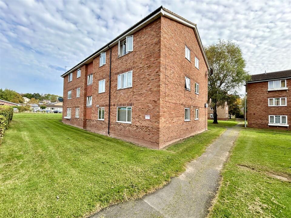 1 bed apartment for sale in Nicholson Court, Hereford  - Property Image 2