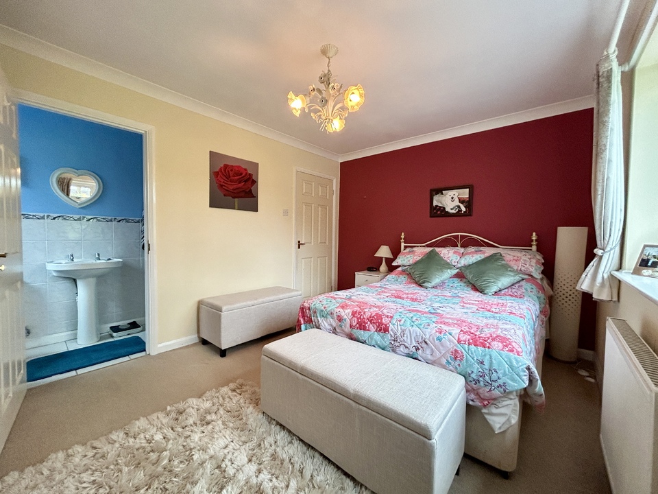 3 bed detached bungalow for sale in Norton, Presteigne  - Property Image 8