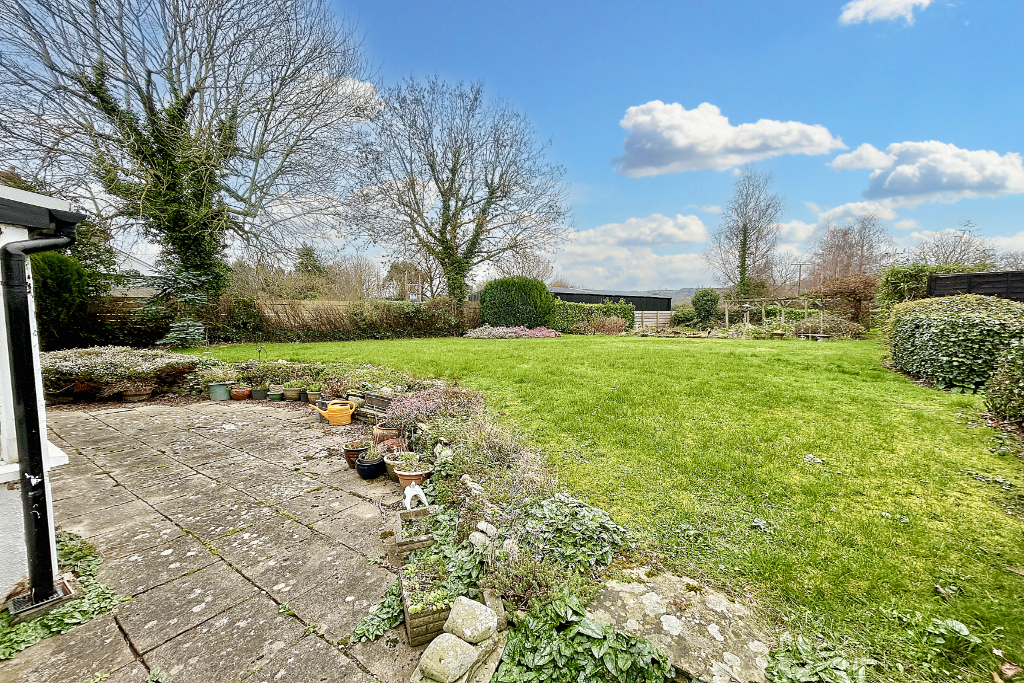 3 bed cottage for sale in Swan Cottage, Hereford  - Property Image 2