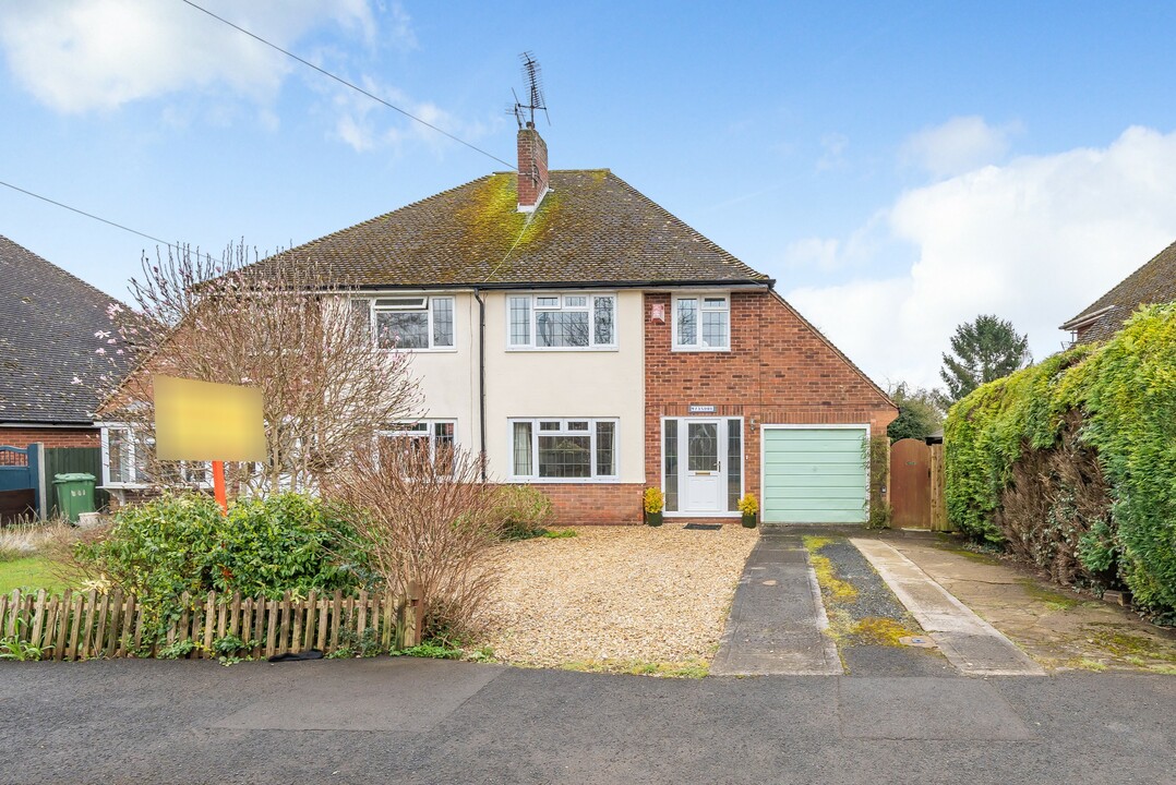 3 bed semi-detached house for sale in Newlands Drive, Leominster  - Property Image 1