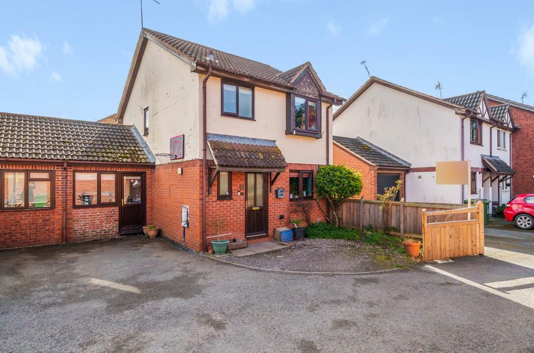 3 bed semi-detached house for sale in Middlemarsh, Leominster  - Property Image 13