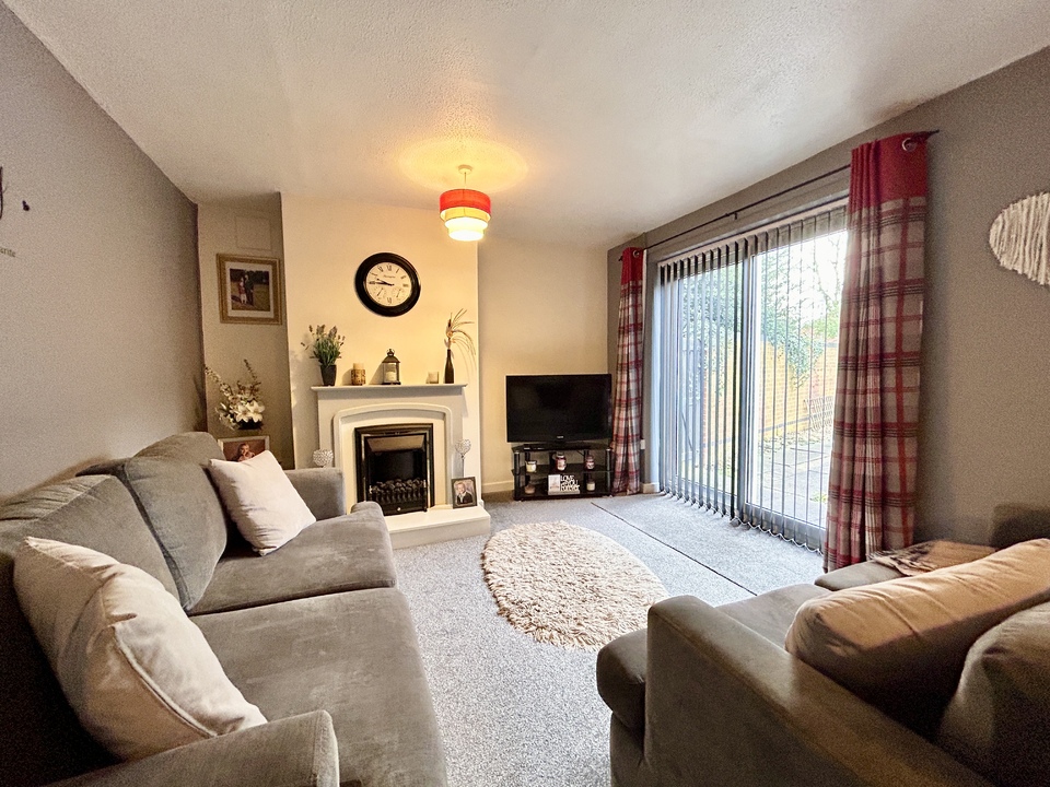 3 bed end of terrace house for sale in Cheaton Close, Leominster  - Property Image 5