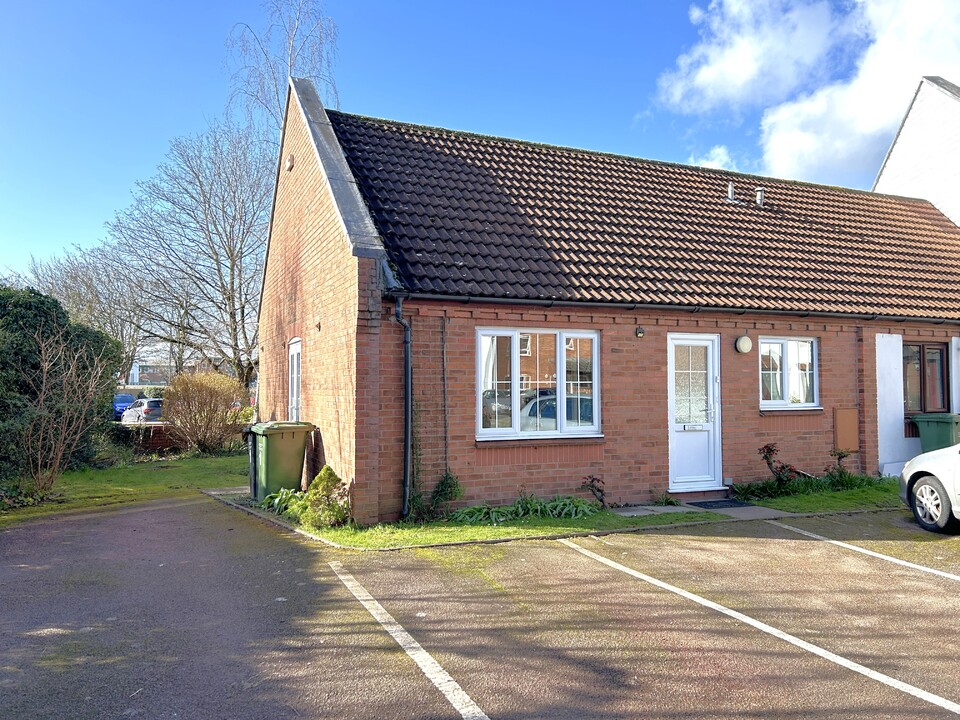 2 bed for sale in Chave Court Close, Hereford - Property Image 1