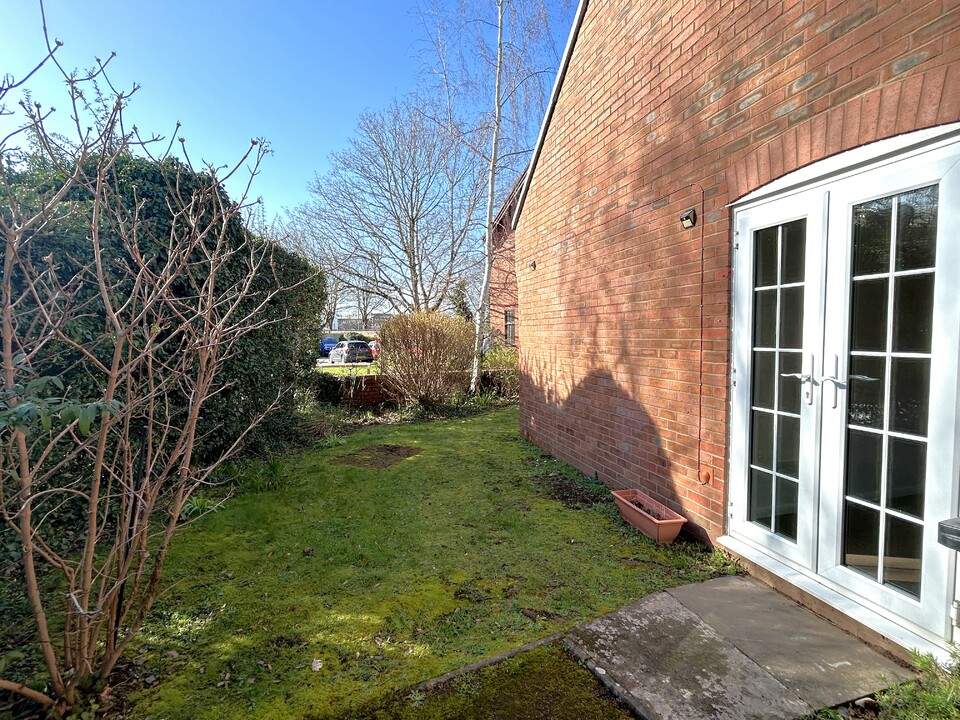 2 bed for sale in Chave Court Close, Hereford  - Property Image 11