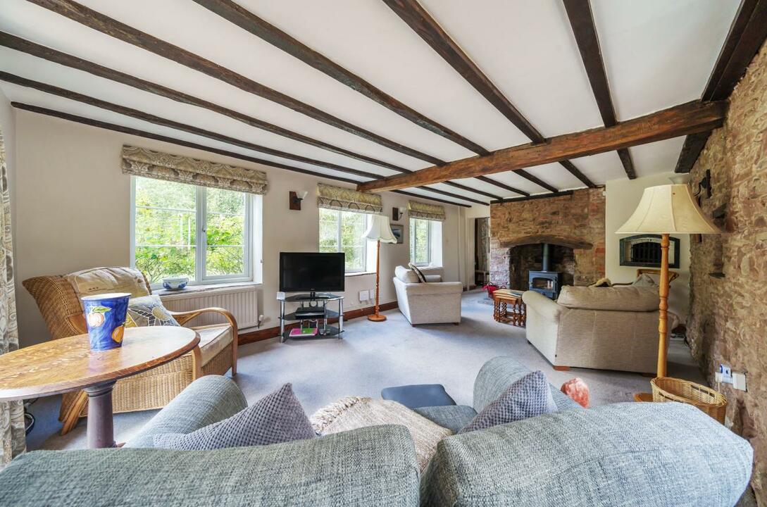 3 bed detached house for sale in Pool Cottage, Hereford  - Property Image 4