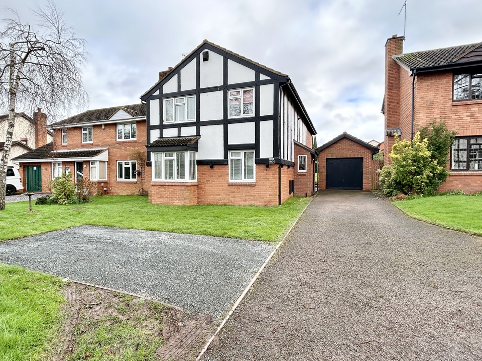 4 bed detached house for sale in Huntsmans Drive, Hereford - Property Image 1