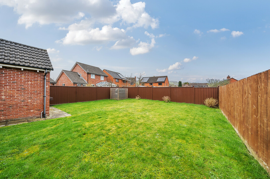 3 bed detached bungalow for sale in Tan House Meadows, Kington  - Property Image 13