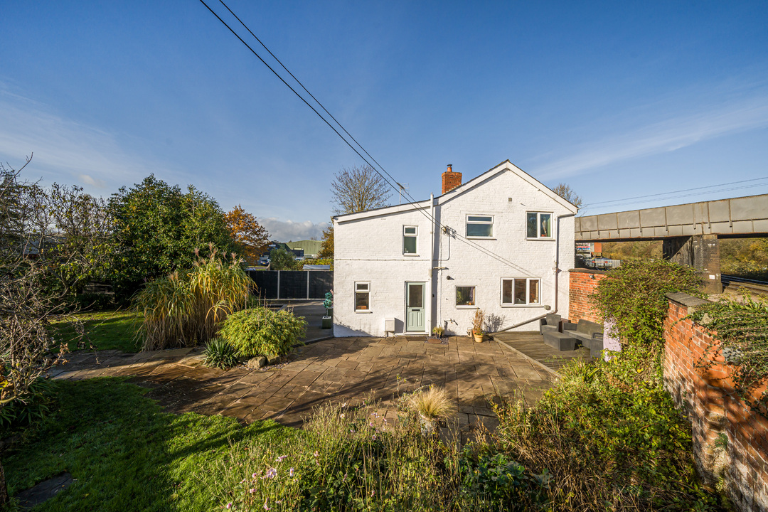 3 bed semi-detached house for sale in Worcester Road, Leominster  - Property Image 21
