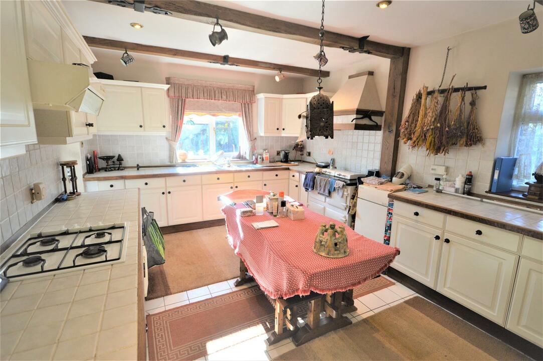 4 bed detached house for sale in Forge House, Leominster  - Property Image 4