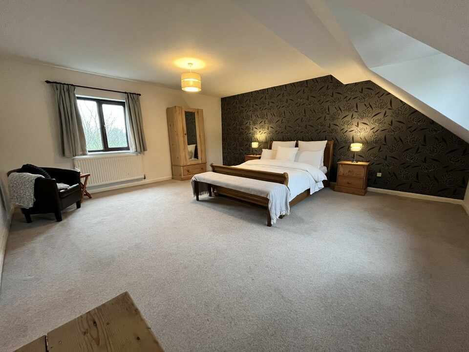 4 bed detached house for sale in Castle Mount, Leominster  - Property Image 9
