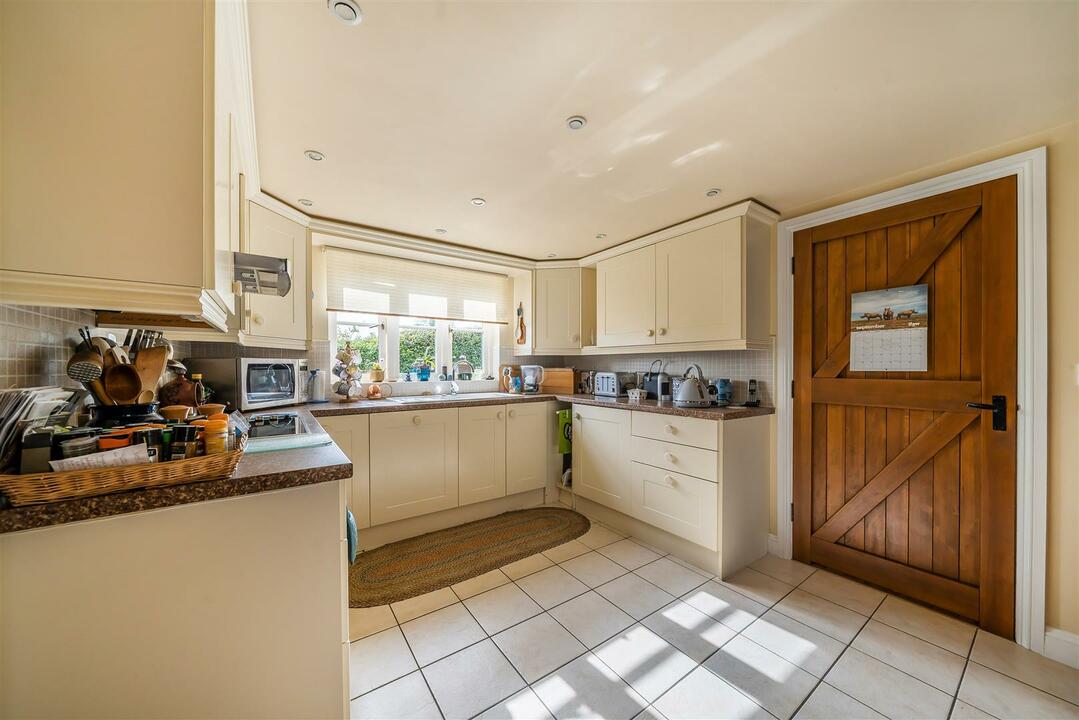 3 bed detached house for sale in Townsend Park, Leominster  - Property Image 15