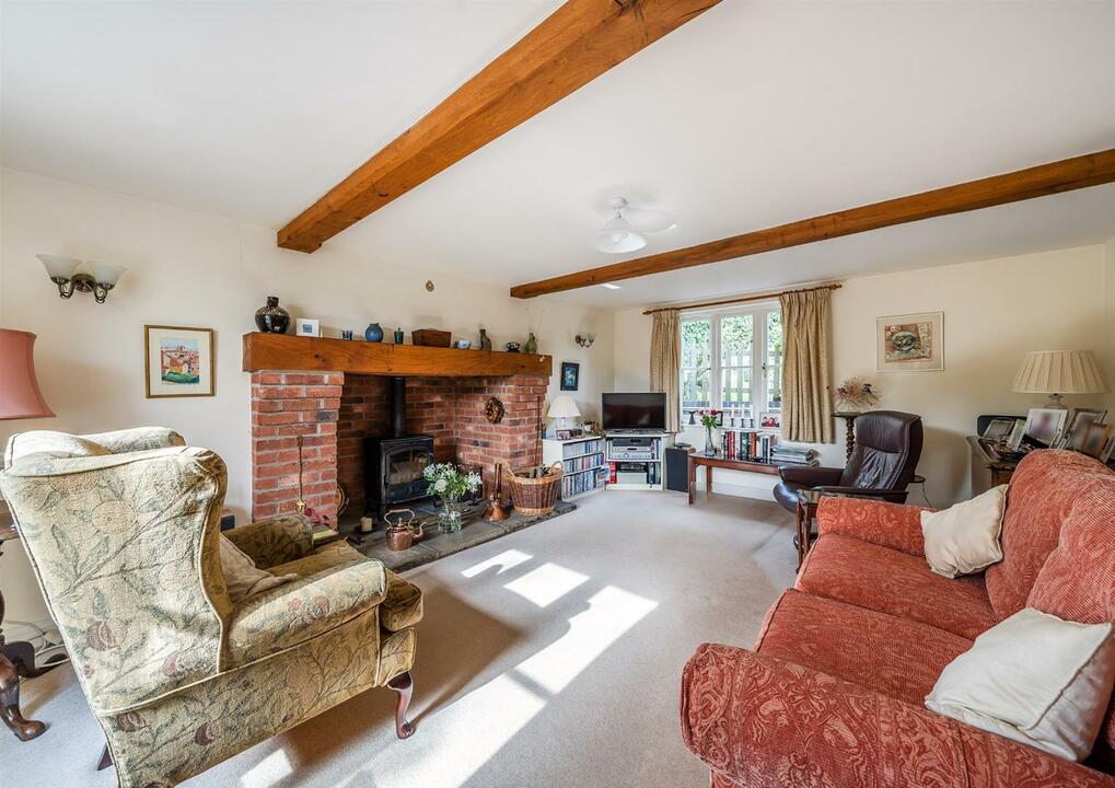 3 bed detached house for sale in Townsend Park, Leominster  - Property Image 2