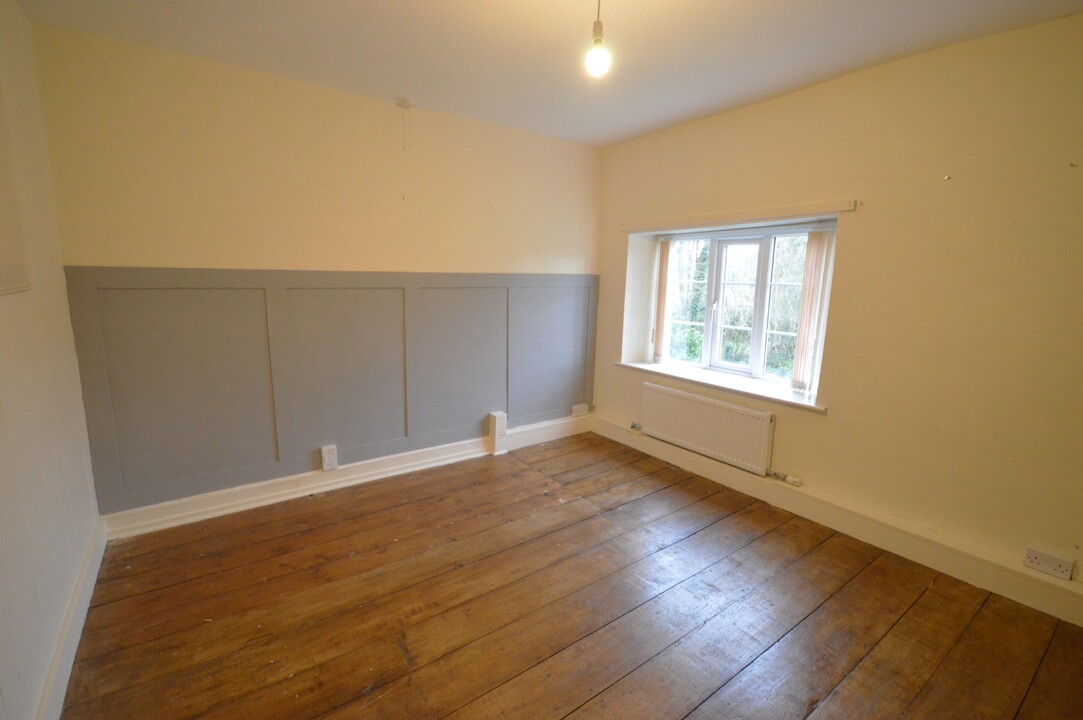 3 bed detached house for sale in Staunton-on-Arrow, Leominster  - Property Image 11