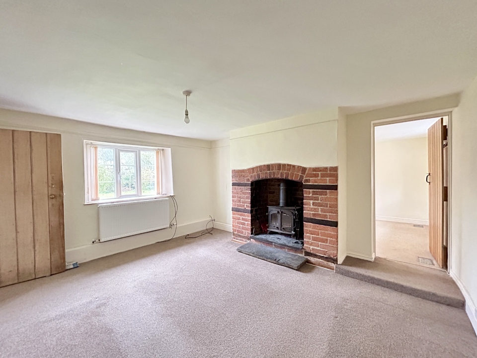 3 bed detached house for sale in Staunton-on-Arrow, Leominster  - Property Image 3