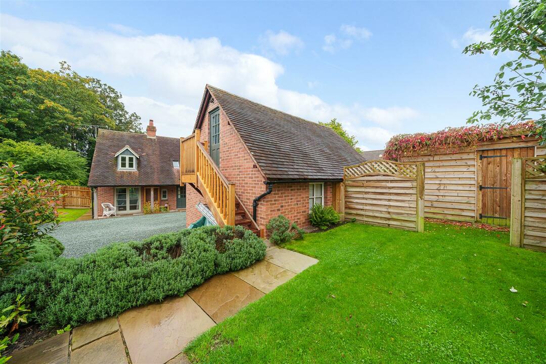 3 bed detached house for sale in Sally Walk, Ludlow  - Property Image 14