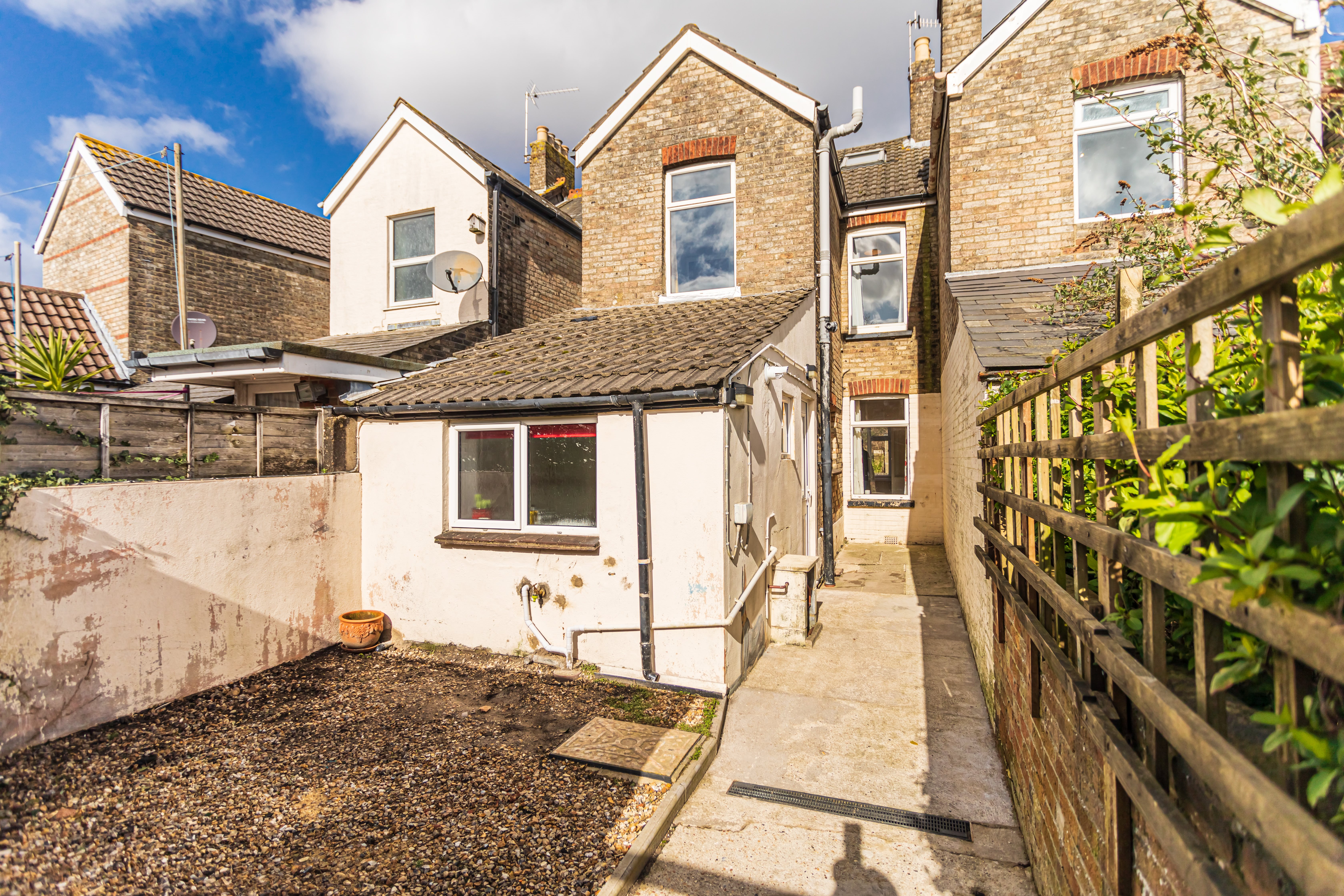 3 bed terraced house to rent in Garland Road, Poole  - Property Image 18