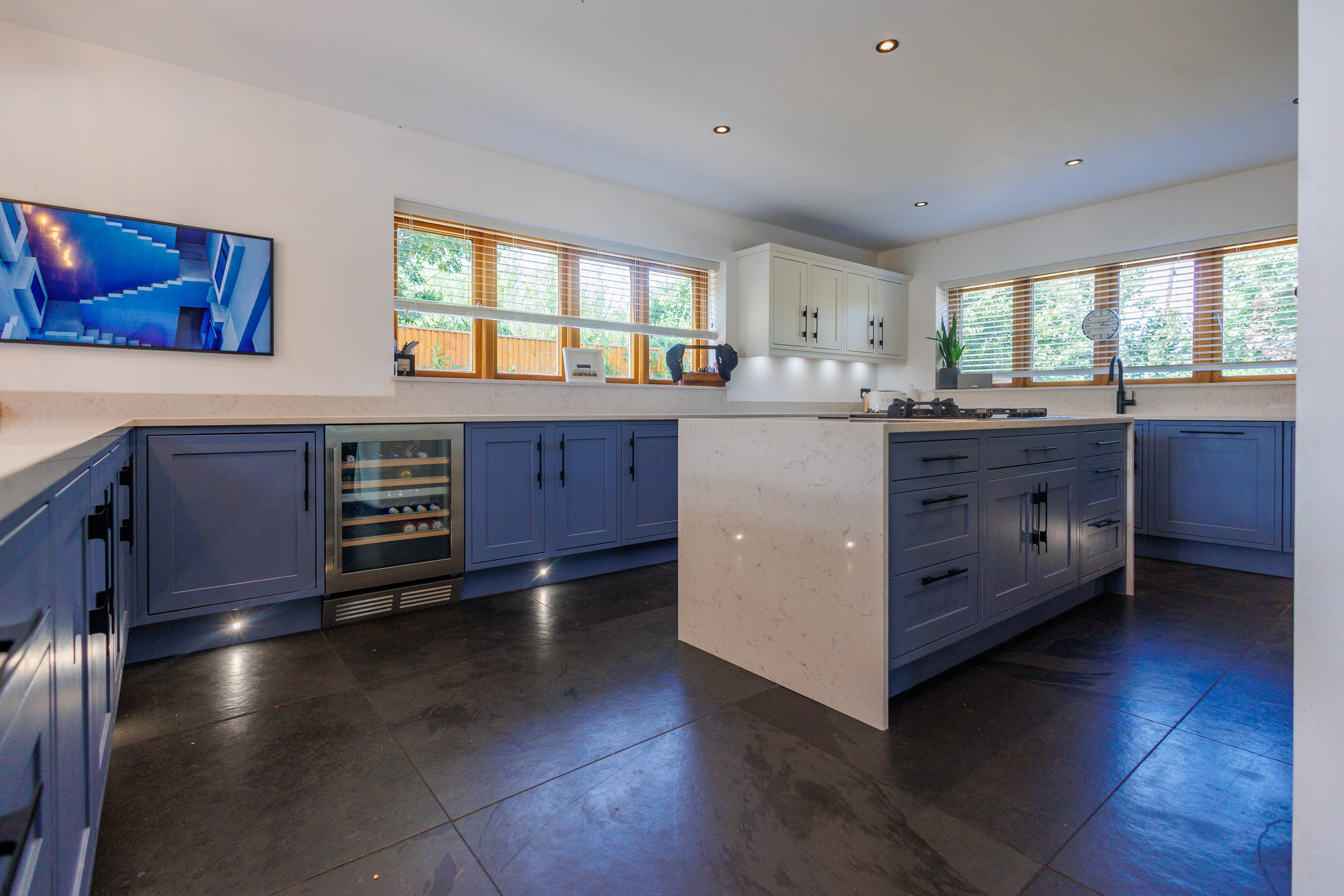 5 bed detached house to rent in Muscliffe Lane, Bournemouth 9