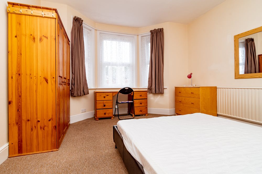 5 bed house to rent in Sedgley Road 7