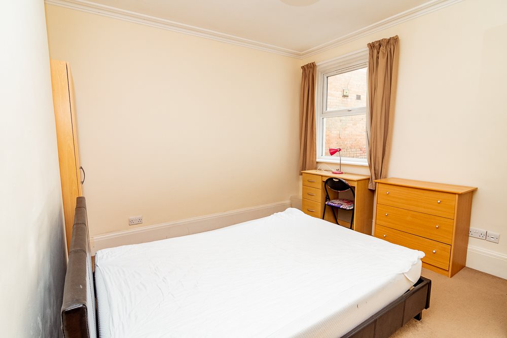 5 bed house to rent in Sedgley Road  - Property Image 14