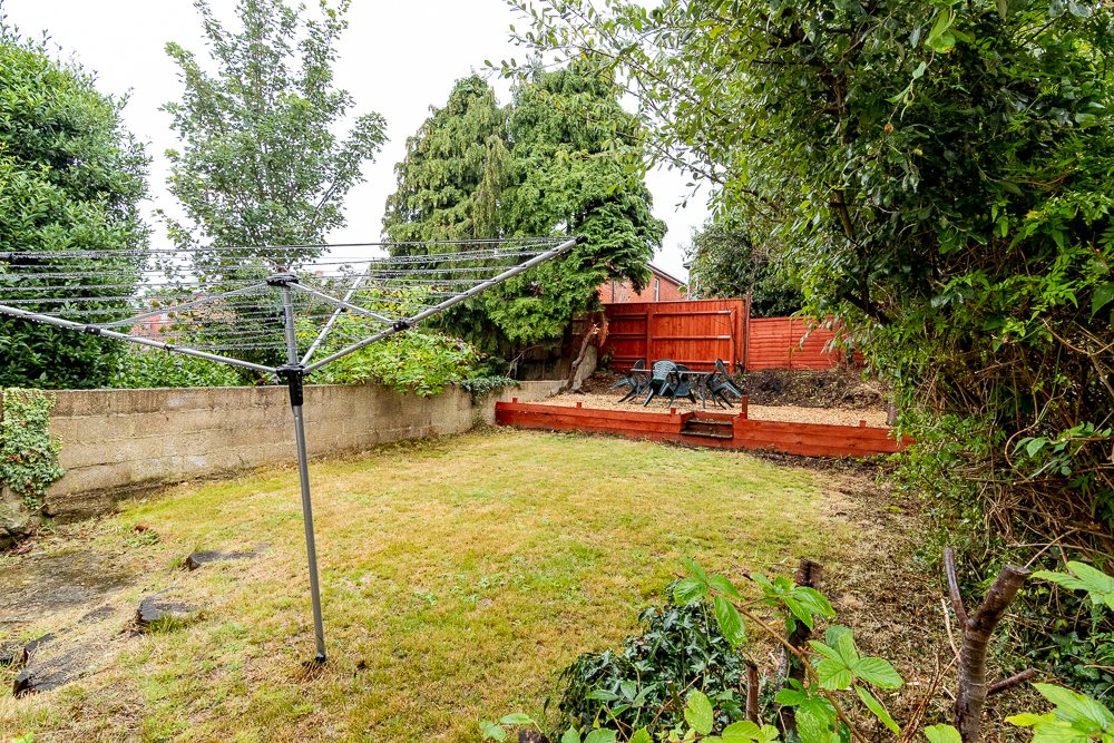 5 bed house to rent in Sedgley Road 16