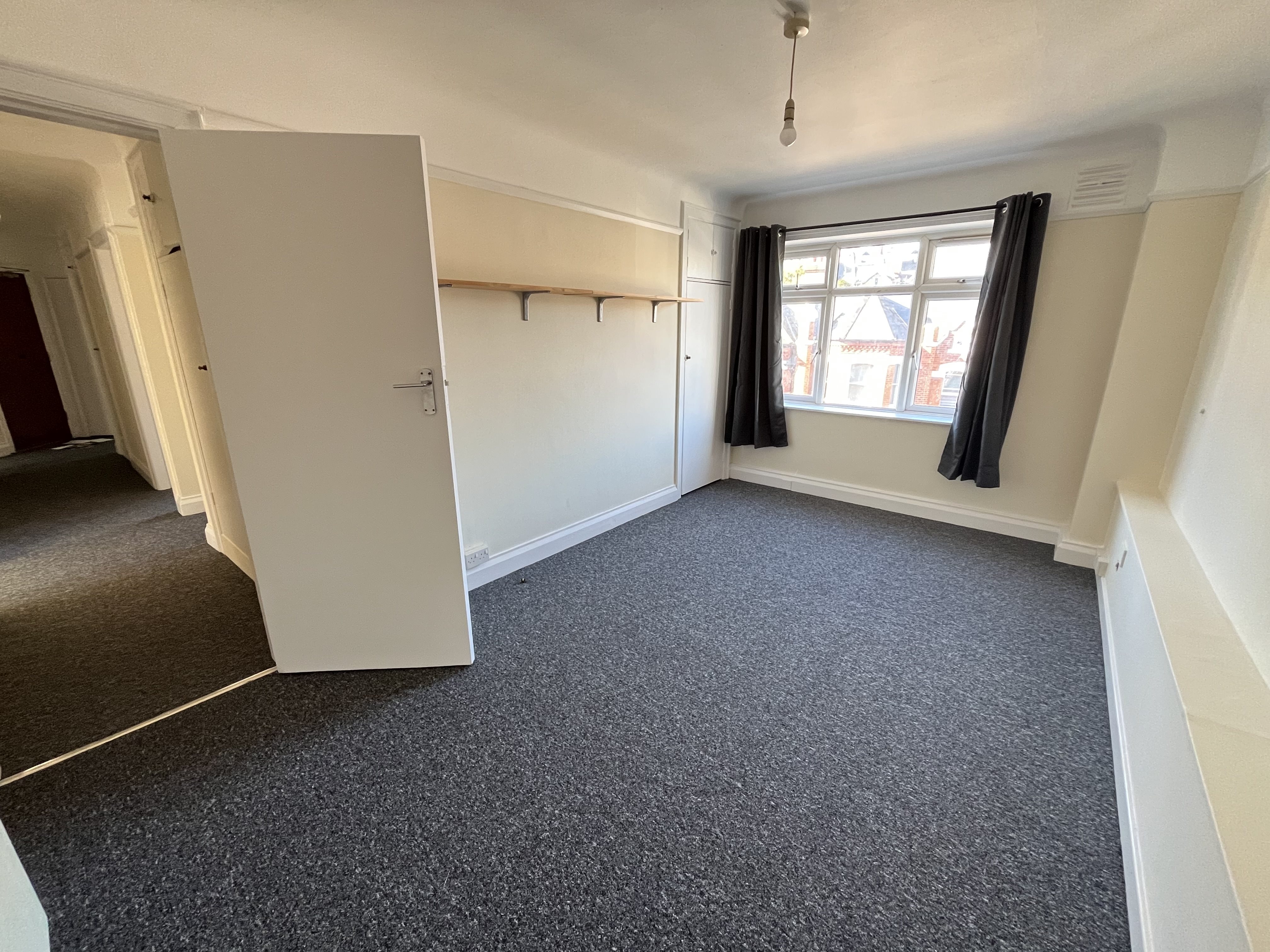 3 bed apartment to rent in St Peters Road  - Property Image 4
