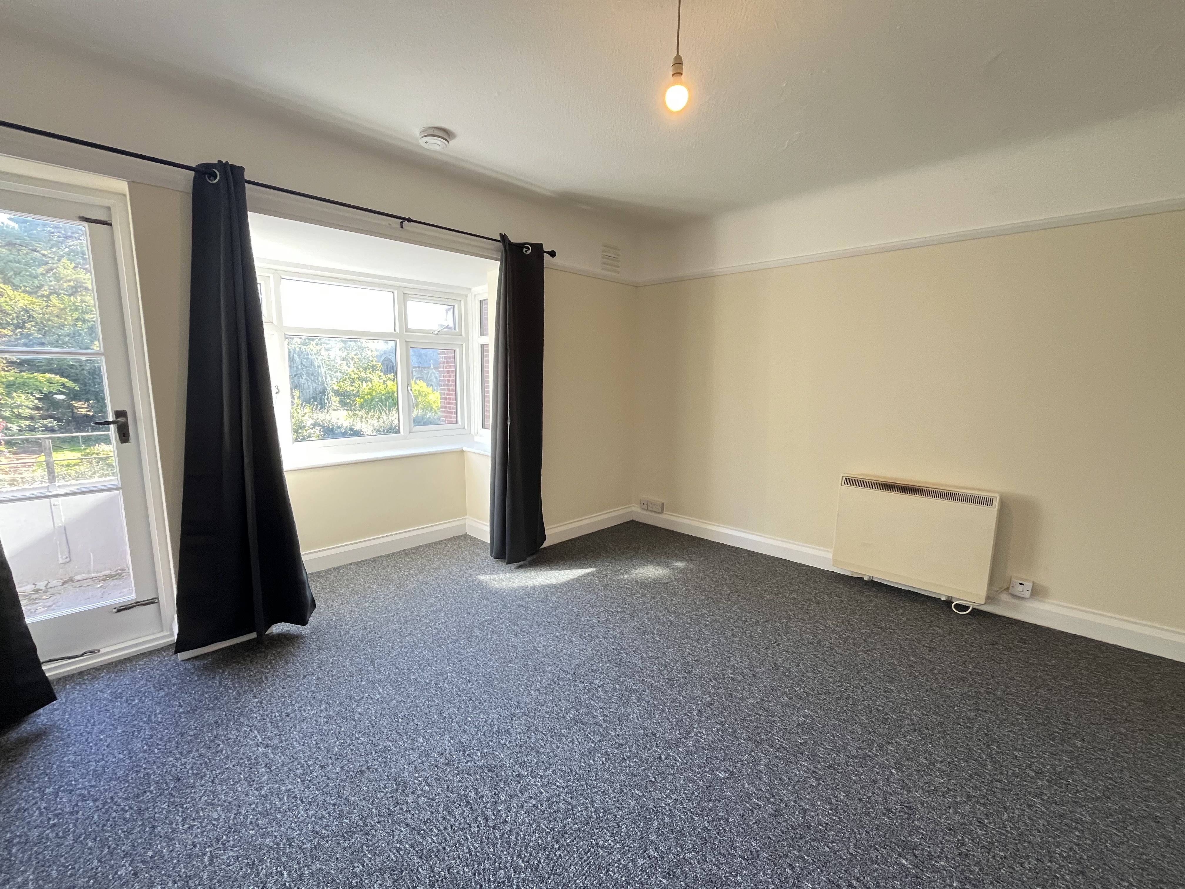 3 bed apartment to rent in St Peters Road  - Property Image 9