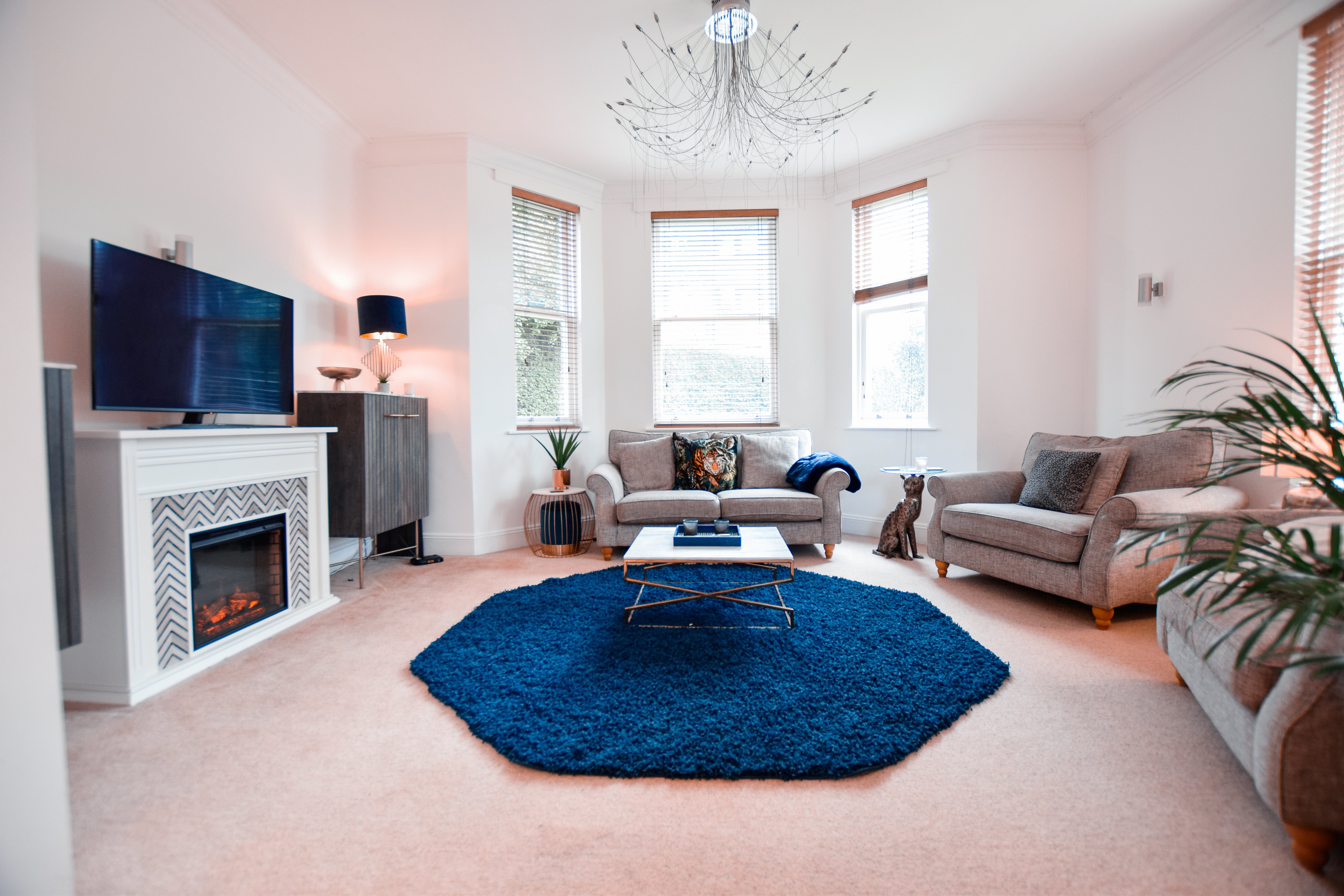 2 bed flat to rent in Cavendish Road  - Property Image 1