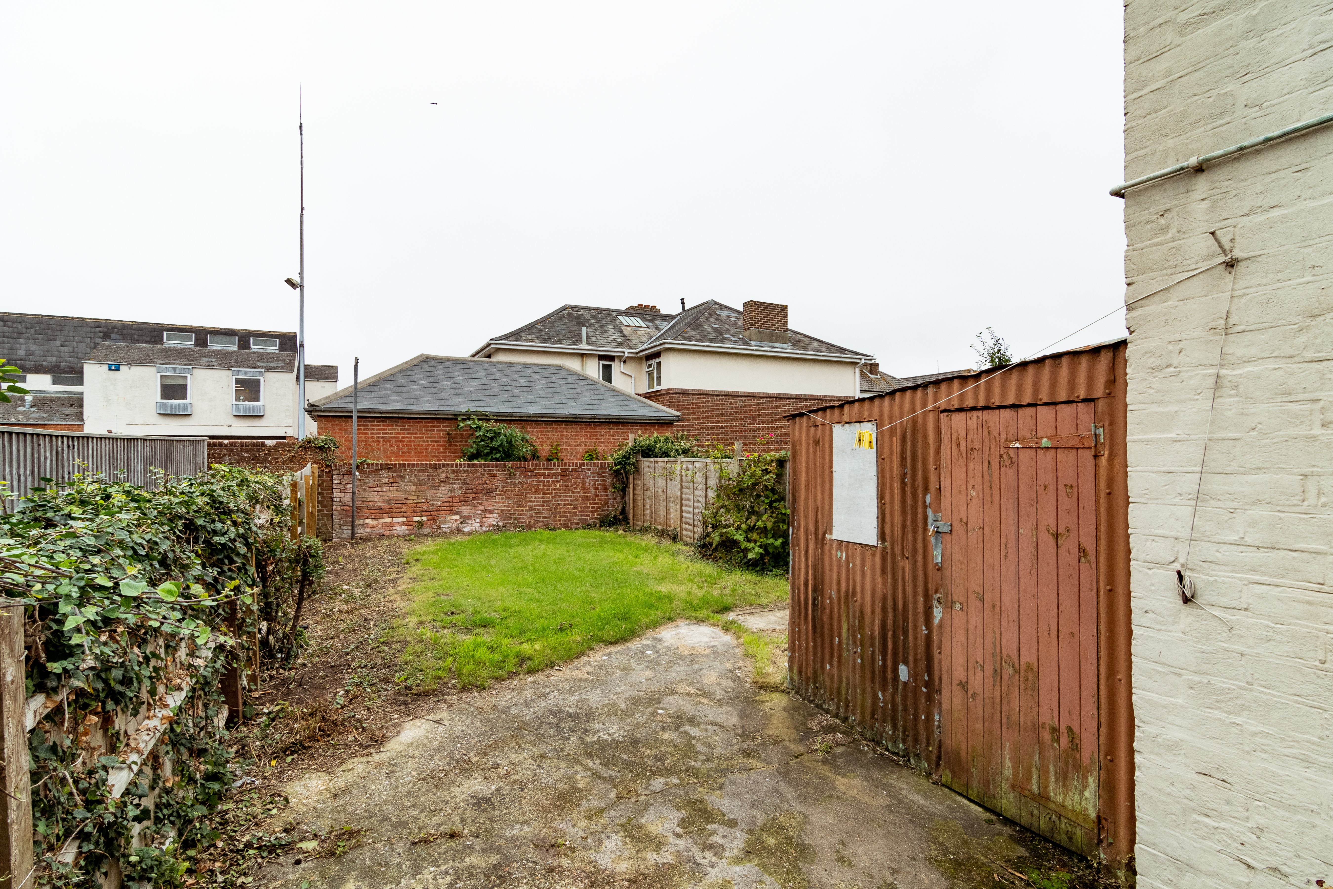 1 bed house / flat share to rent in Wolverton Road, Bournemouth 25