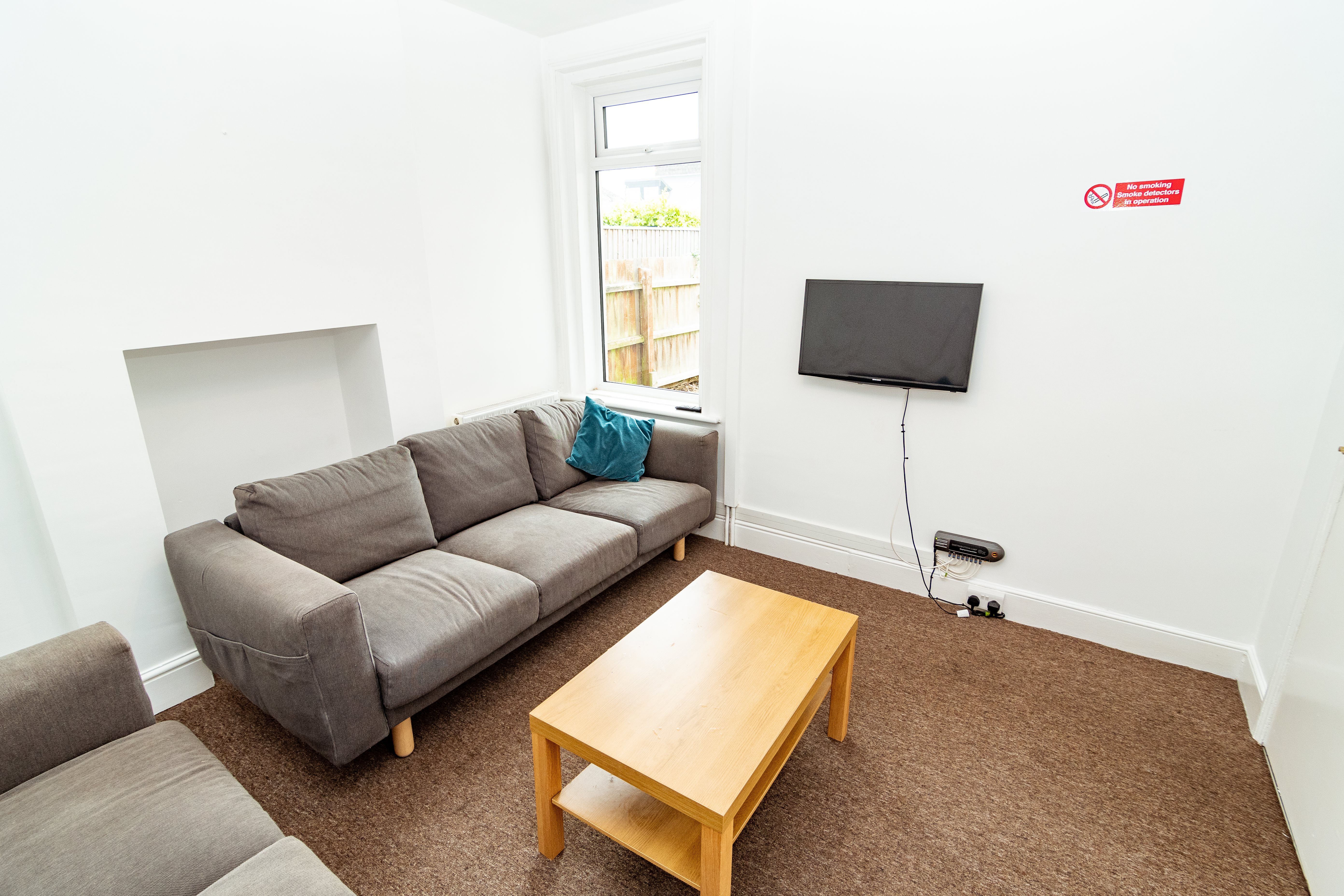 1 bed house / flat share to rent in Wolverton Road, Bournemouth  - Property Image 3