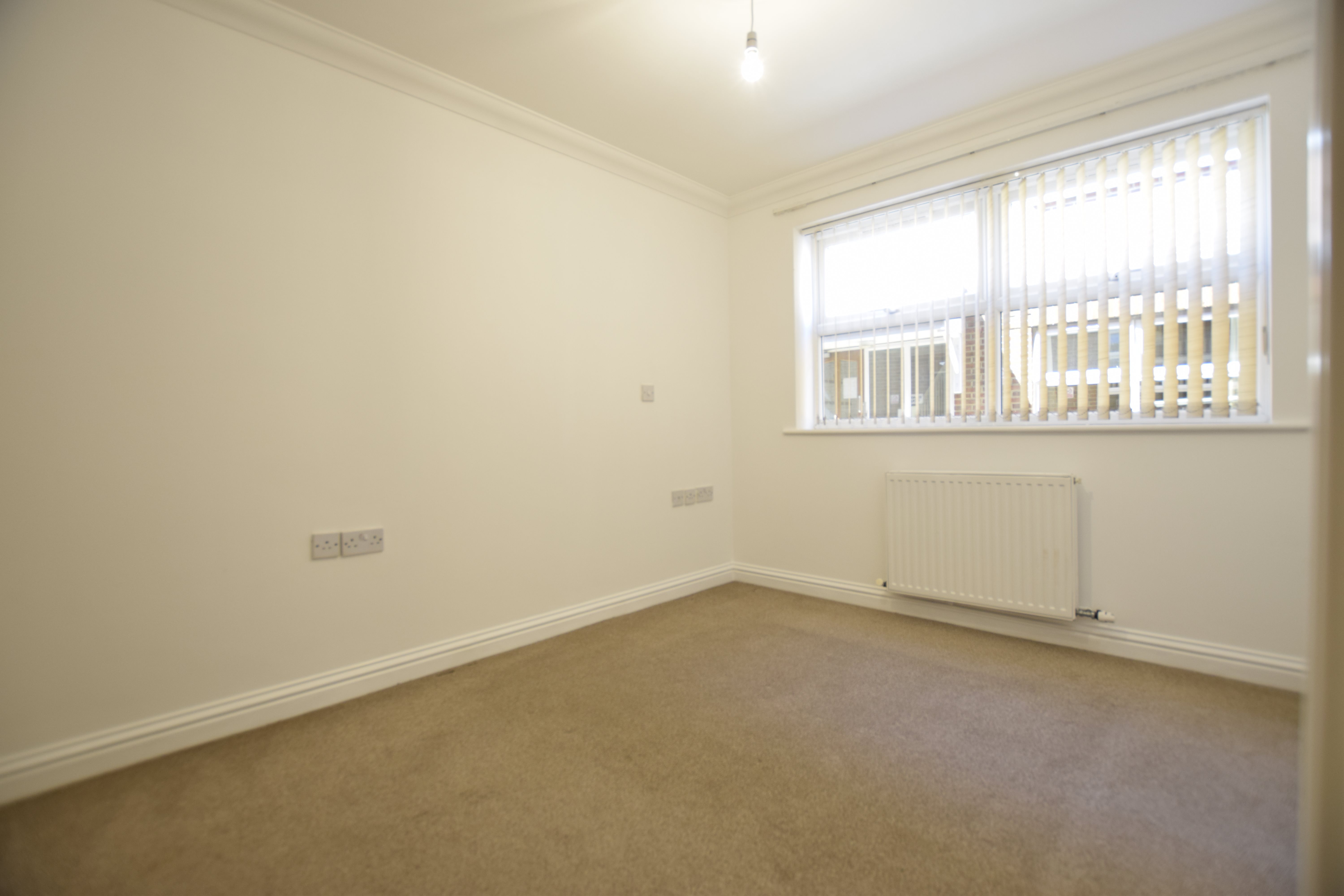 2 bed flat to rent in Richmond Park Road, Bournemouth  - Property Image 6