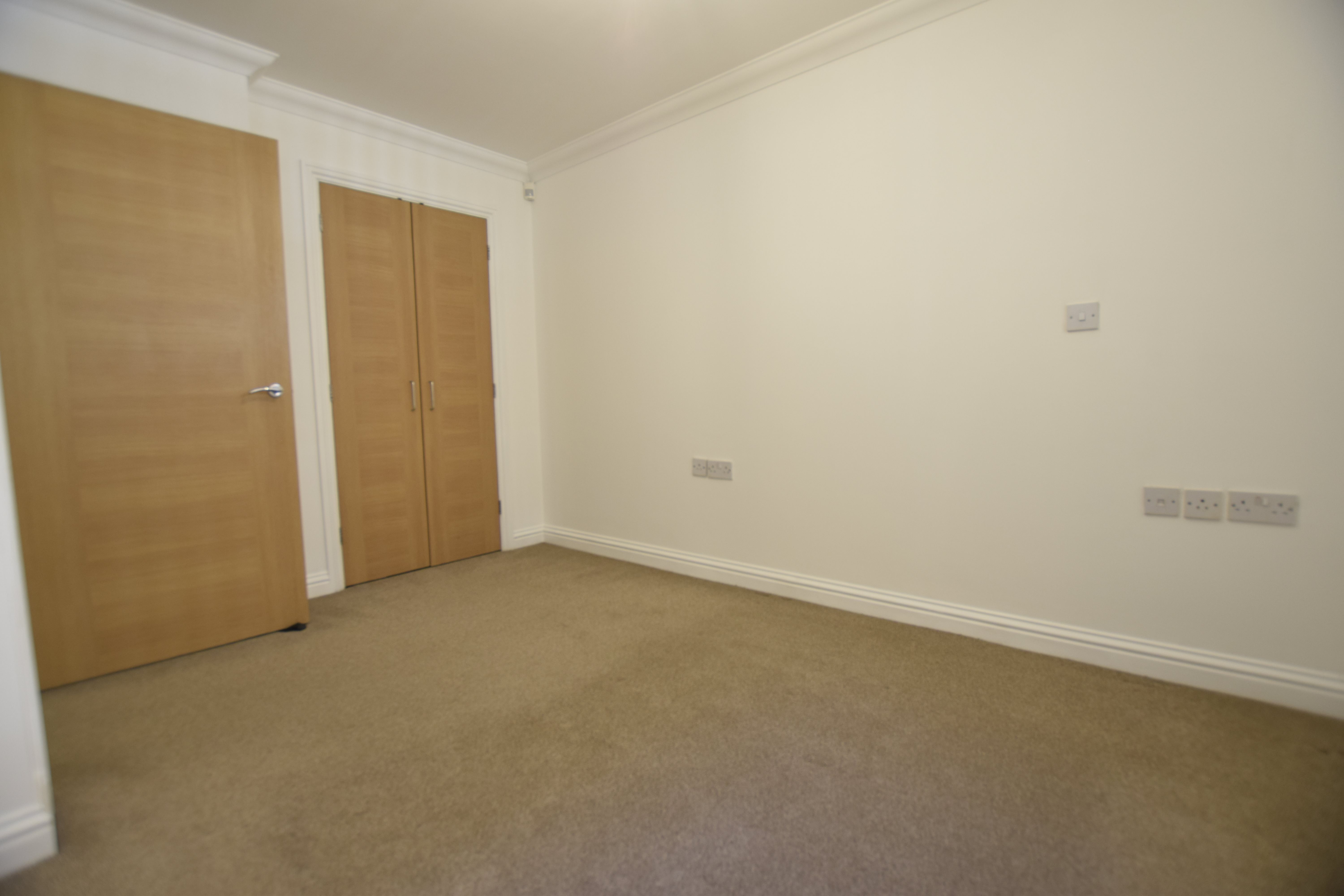 2 bed flat to rent in Richmond Park Road, Bournemouth  - Property Image 7