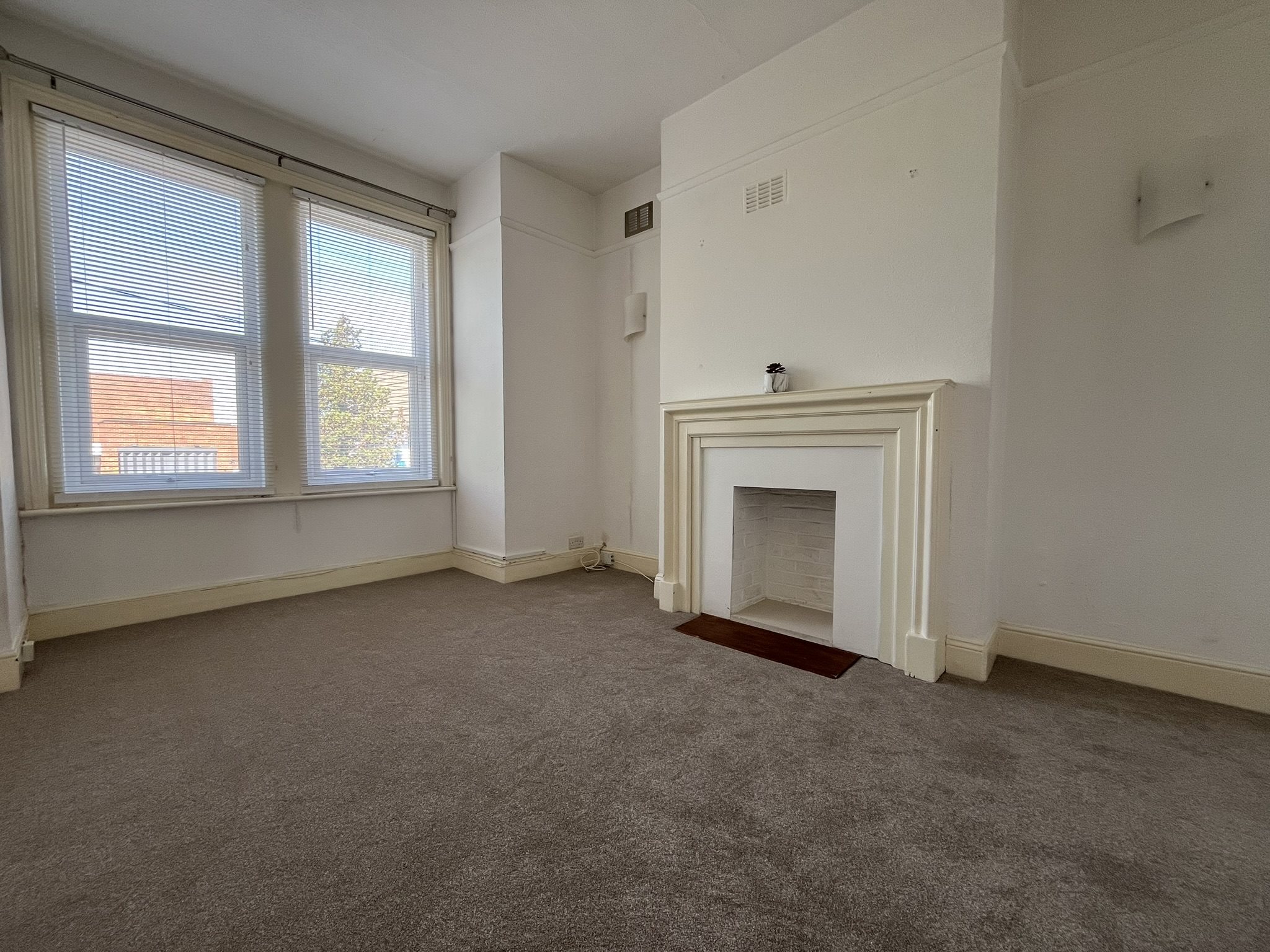 1 bed flat to rent in Waterloo Road, Winton  - Property Image 9