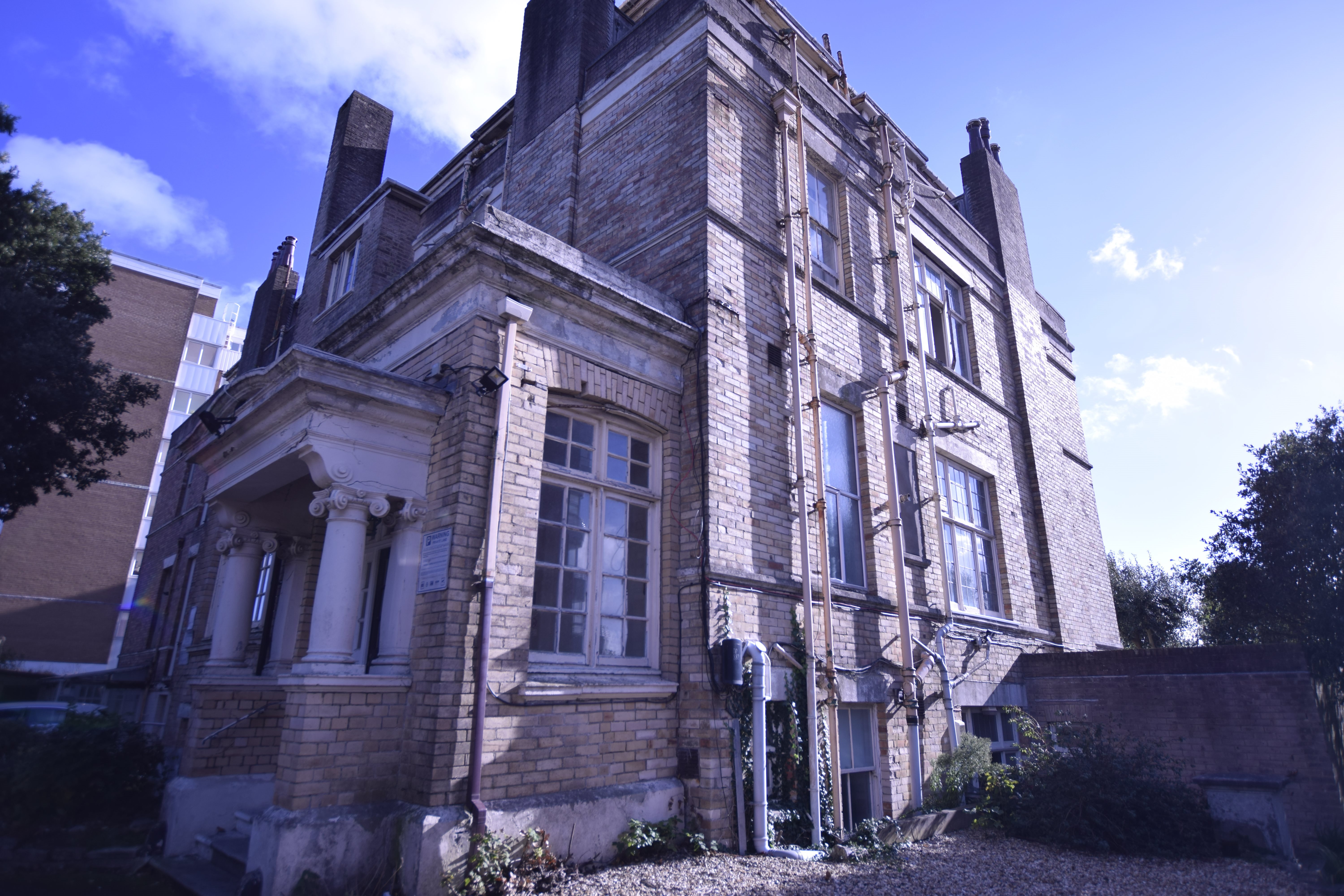 2 bed flat to rent in Eden Holme, 59 Grove Road  - Property Image 1