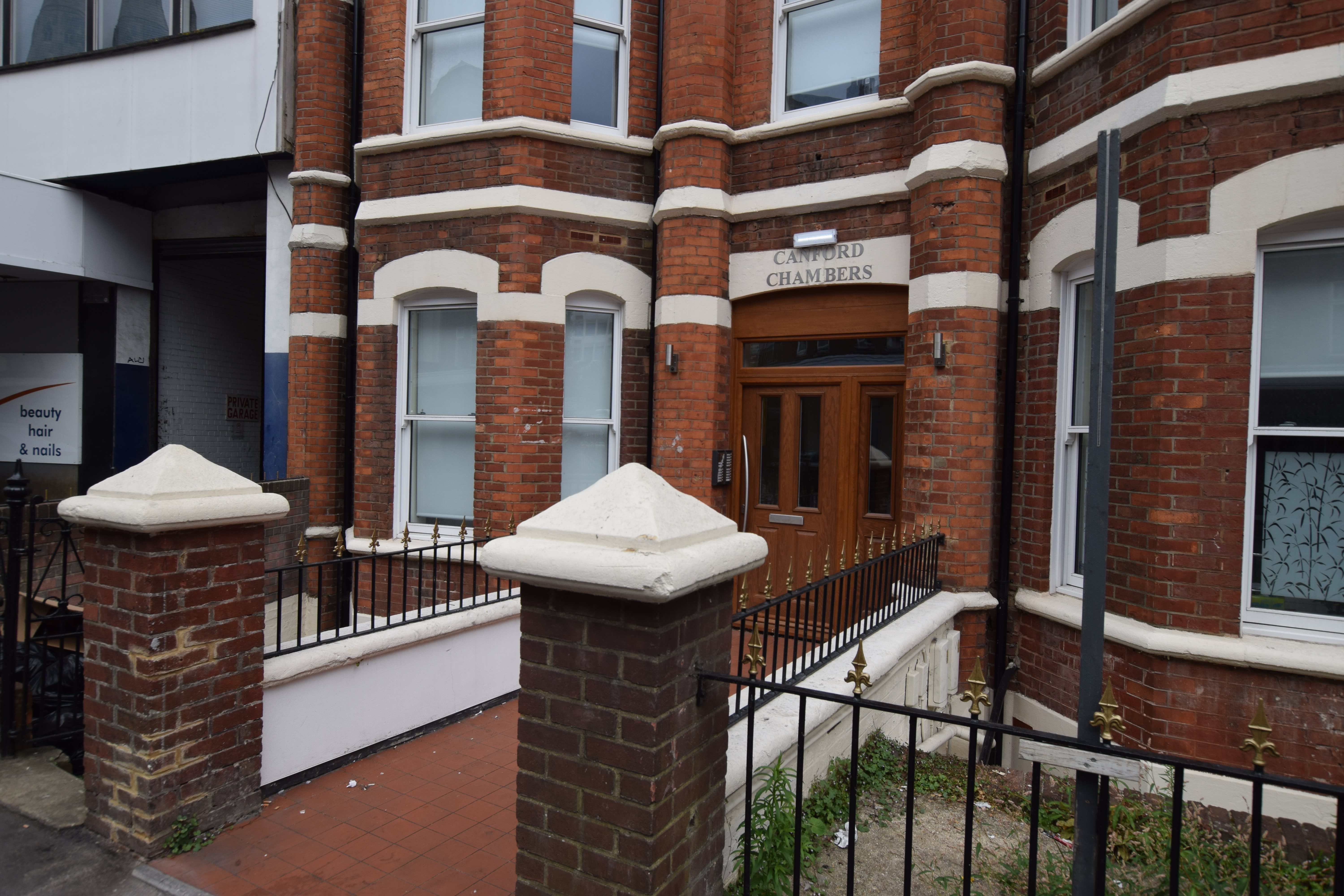 Studio flat to rent in Canford Chambers, 22 St Peters Road - Property Image 1