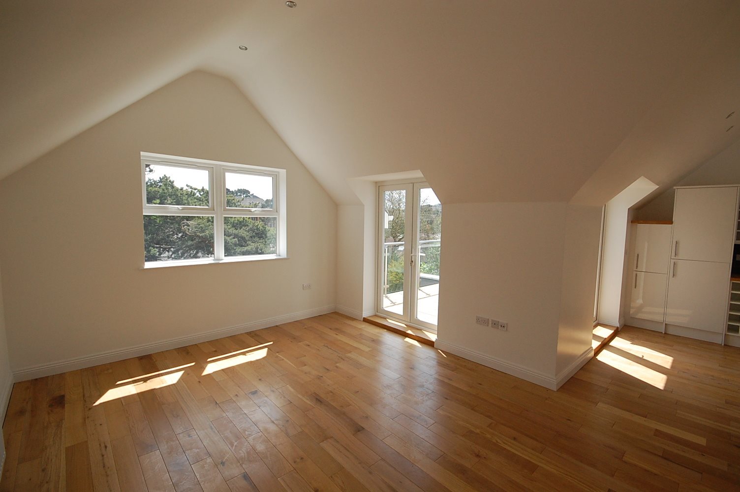 1 bed flat to rent in Southcote Road, Bournemouth  - Property Image 3