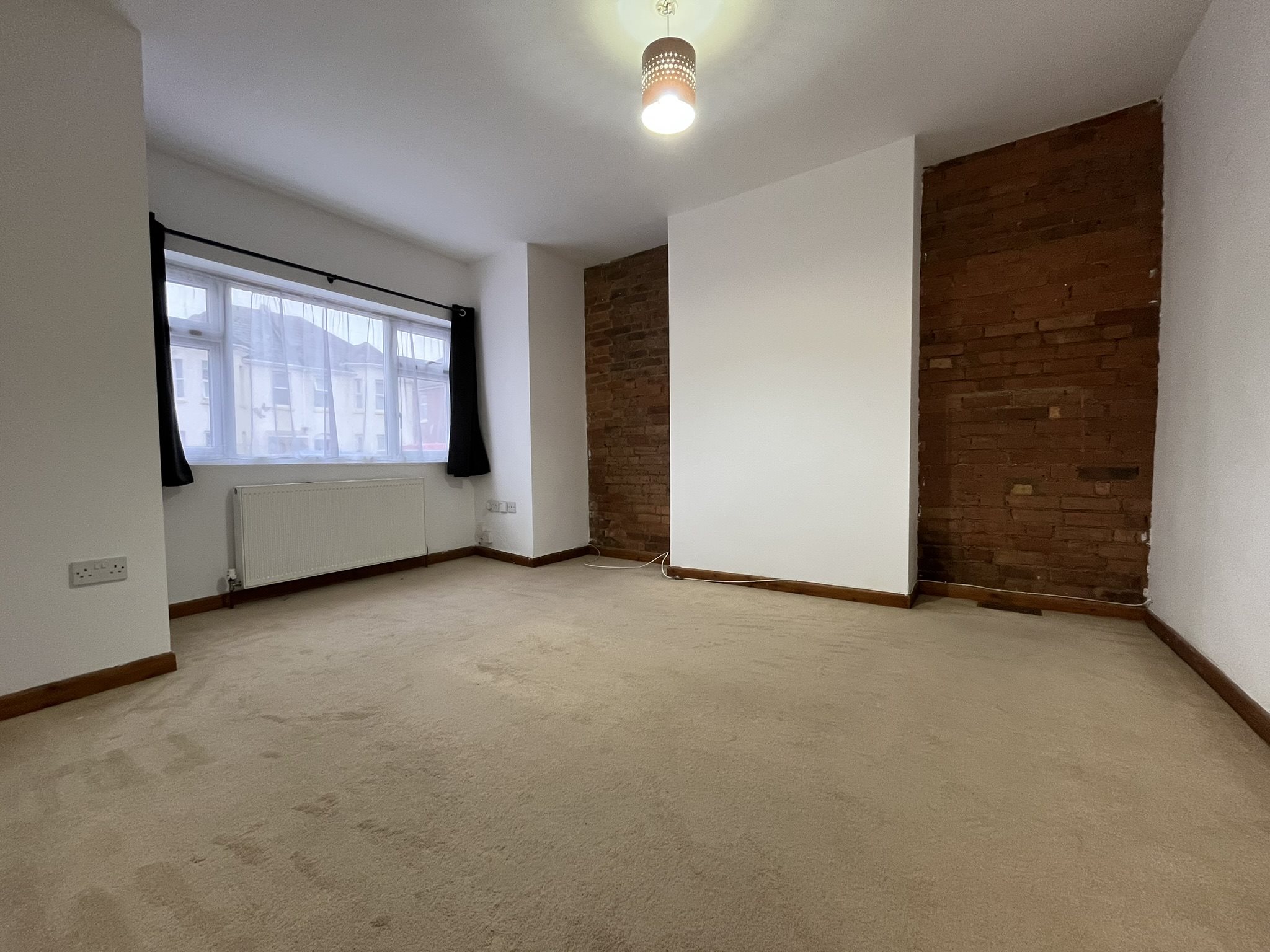 4 bed terraced house to rent in Stewart Road, Charminster  - Property Image 2