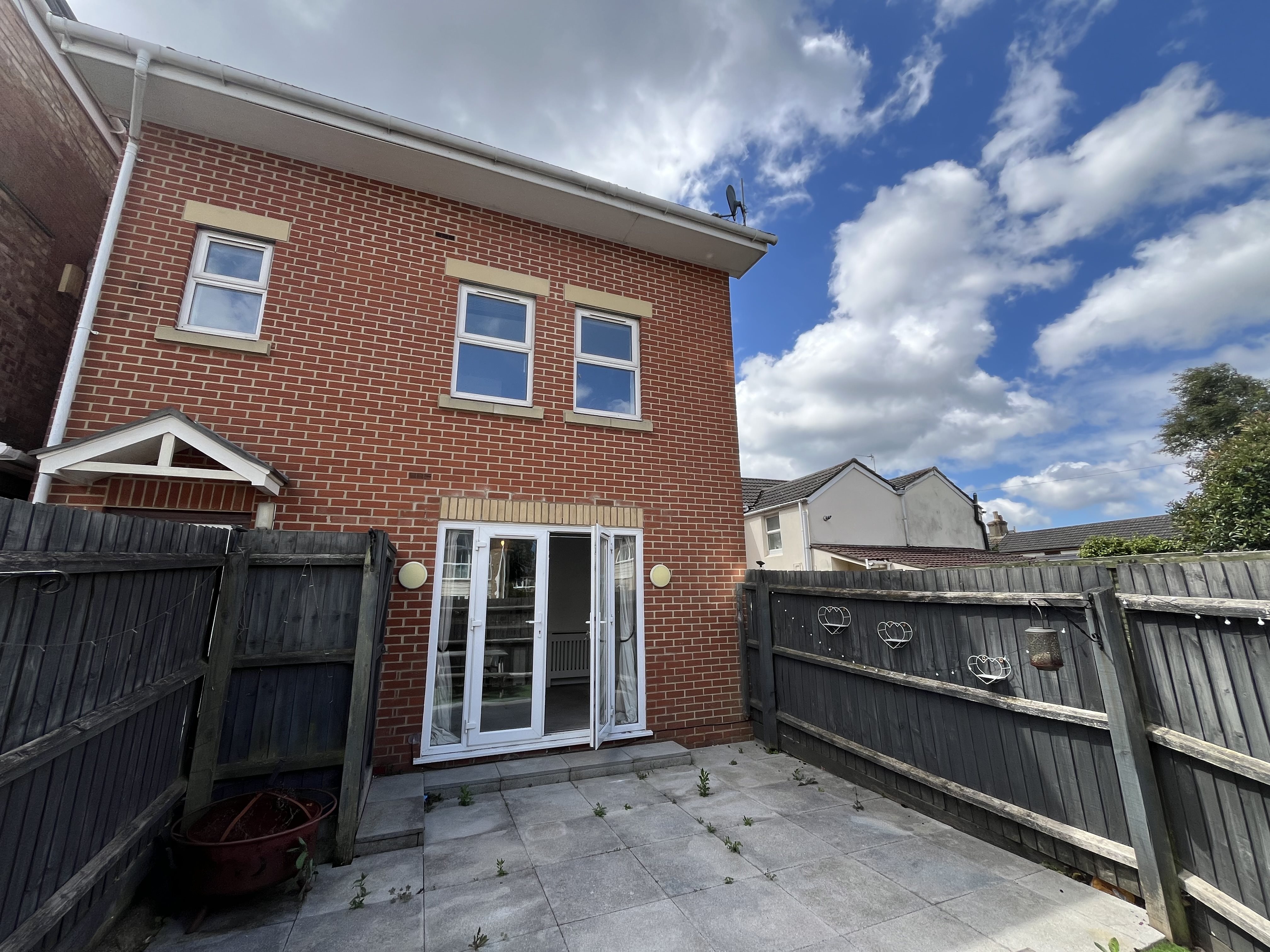 4 bed house to rent in Melgate Close, Bournemouth - Property Image 1