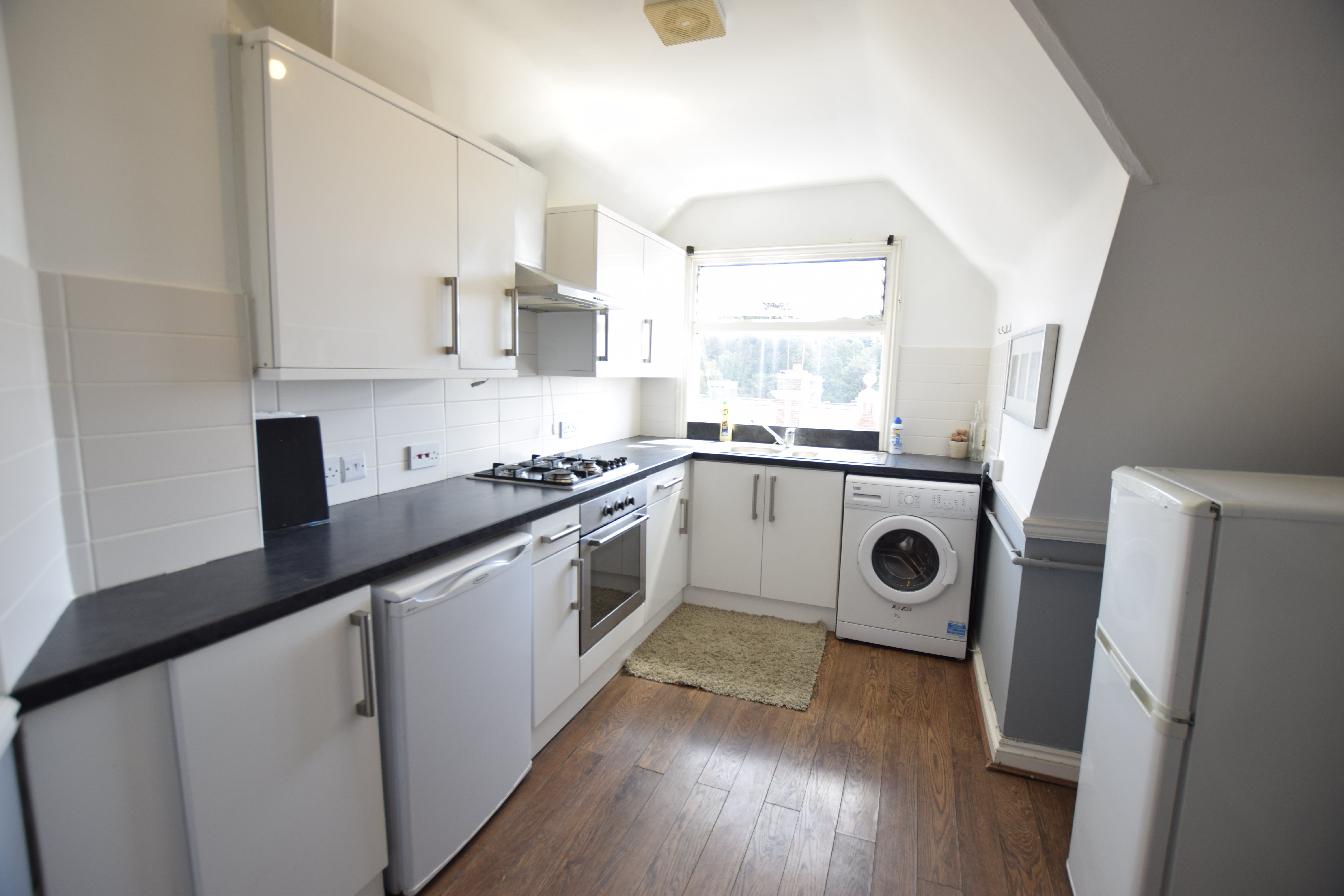 2 bed flat to rent in Dalkeith Steps, Bournemouth  - Property Image 6
