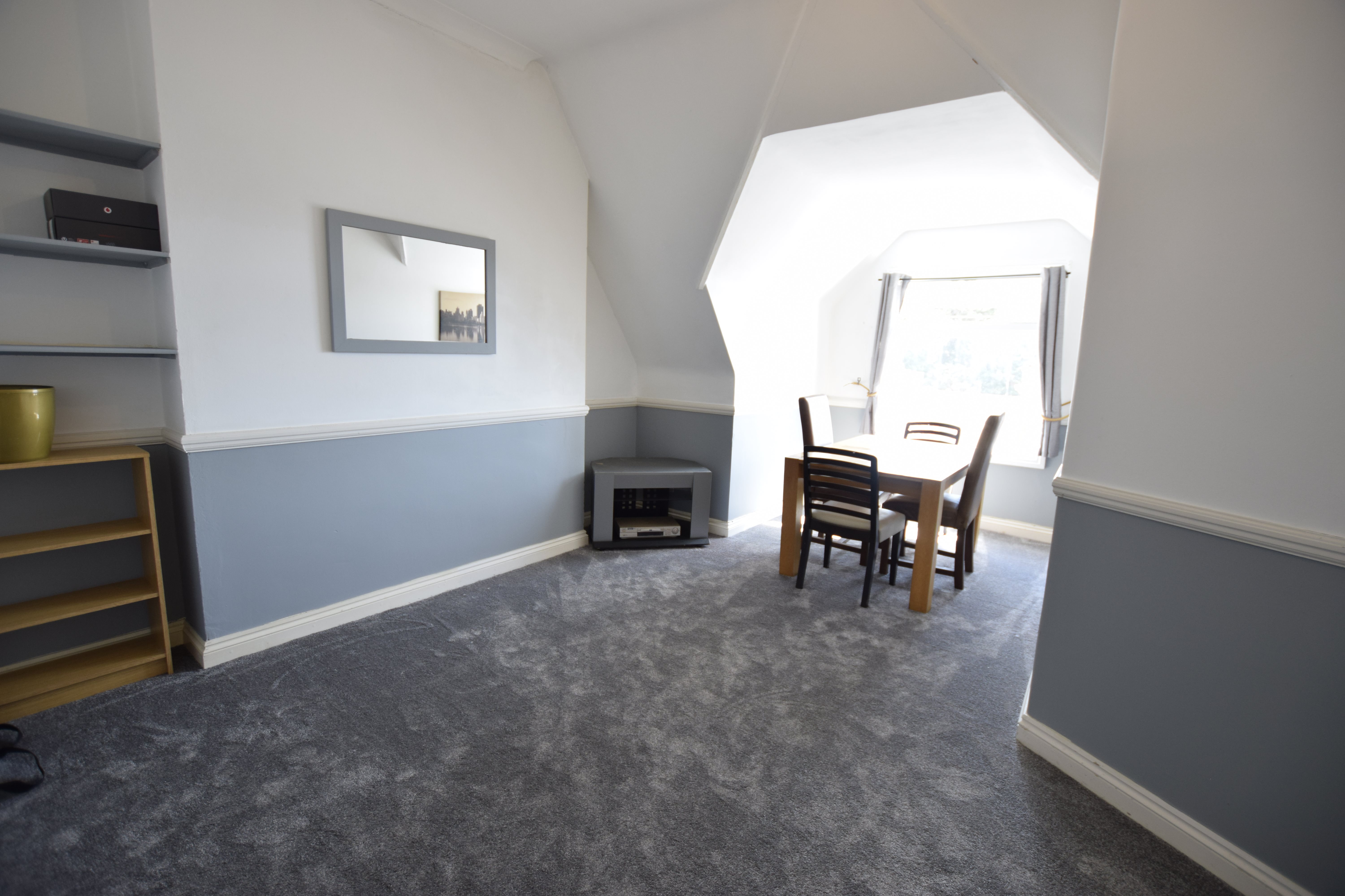 2 bed flat to rent in Dalkeith Steps, Bournemouth 3