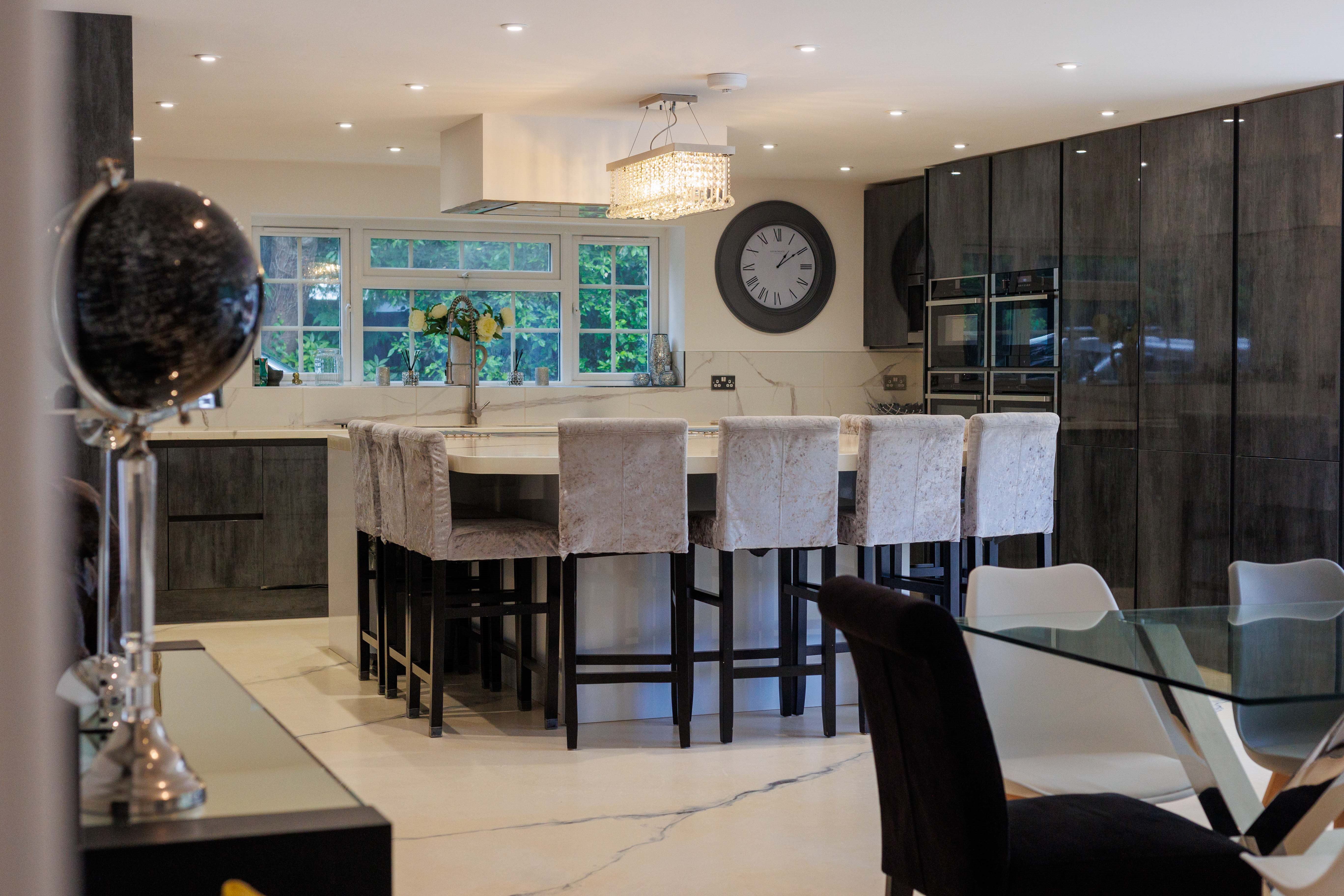 10 bed house to rent in Dean Park Road, Bournemouth 6