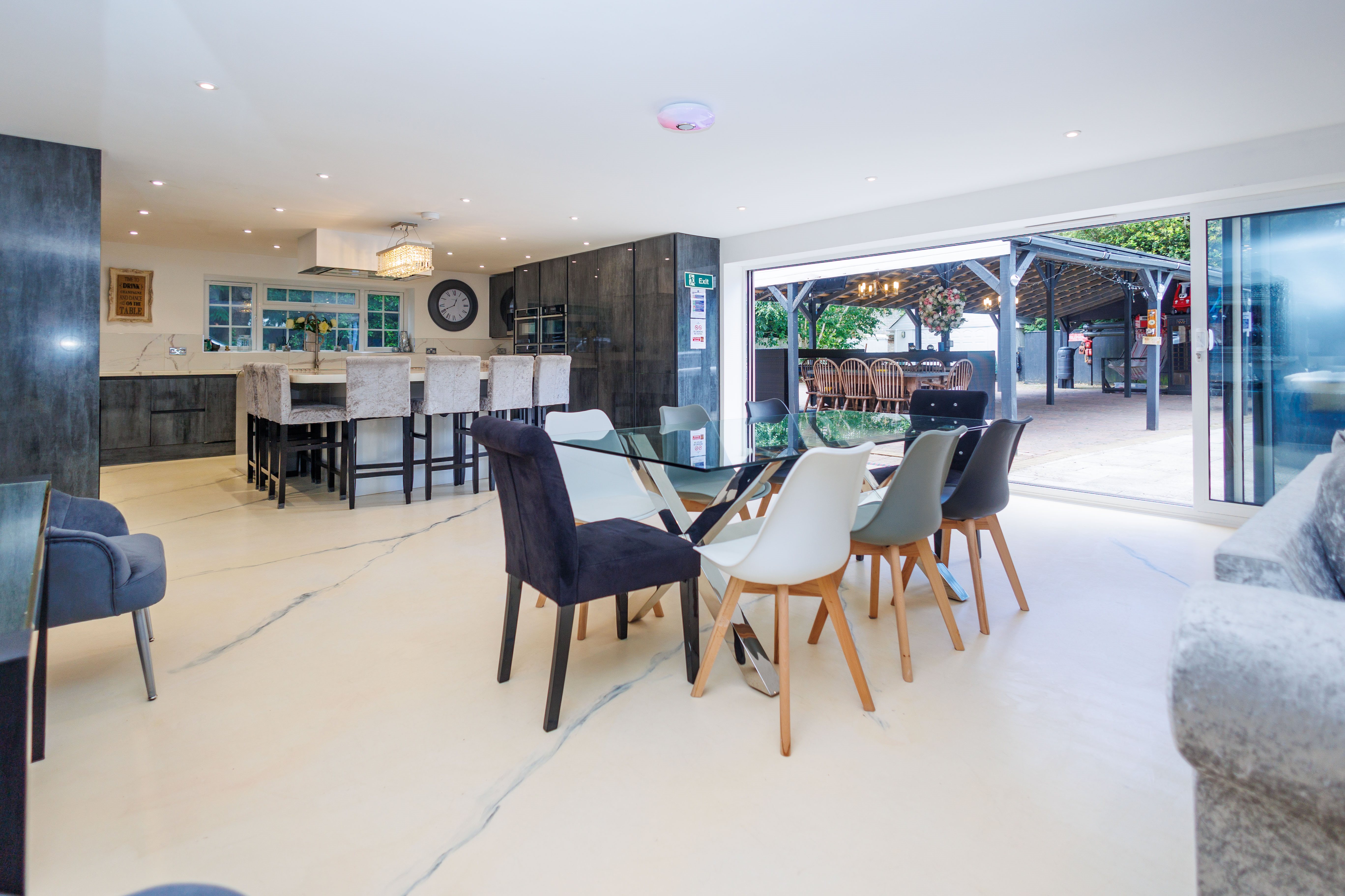 10 bed house to rent in Dean Park Road, Bournemouth 8