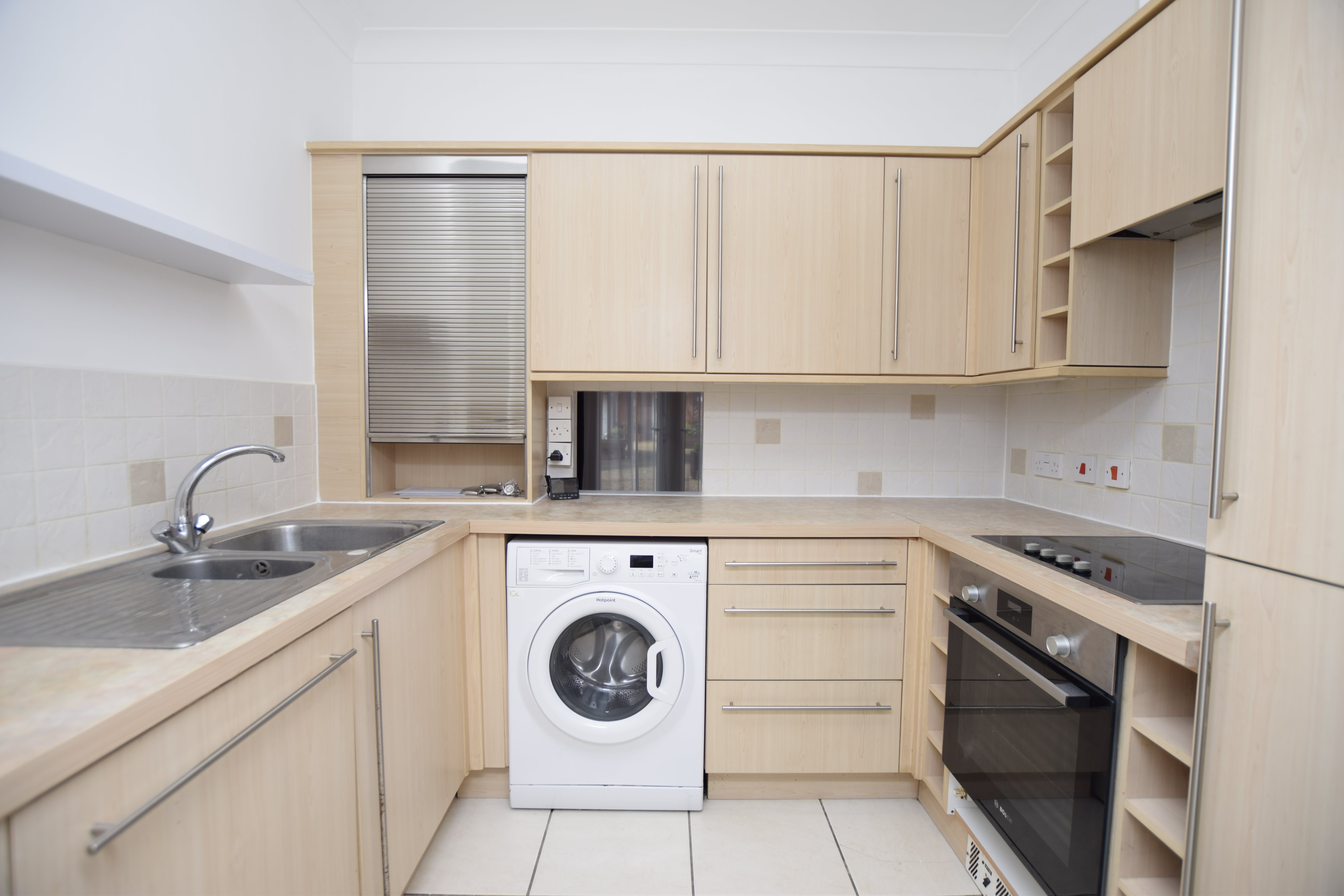 2 bed flat to rent in Knyverton Road, Bournemouth  - Property Image 2