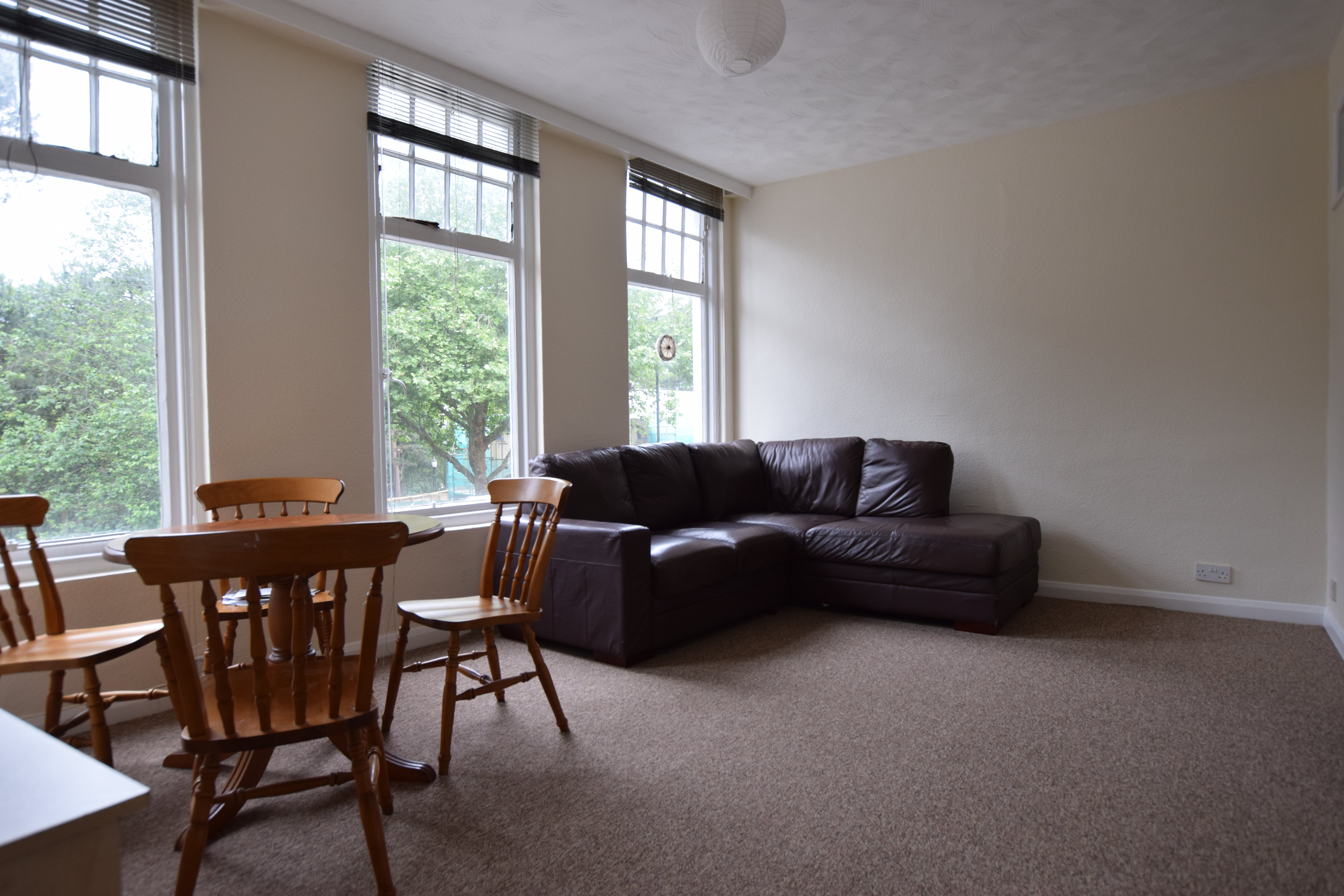 Apartment to rent in Westover Road, Bournemouth  - Property Image 3