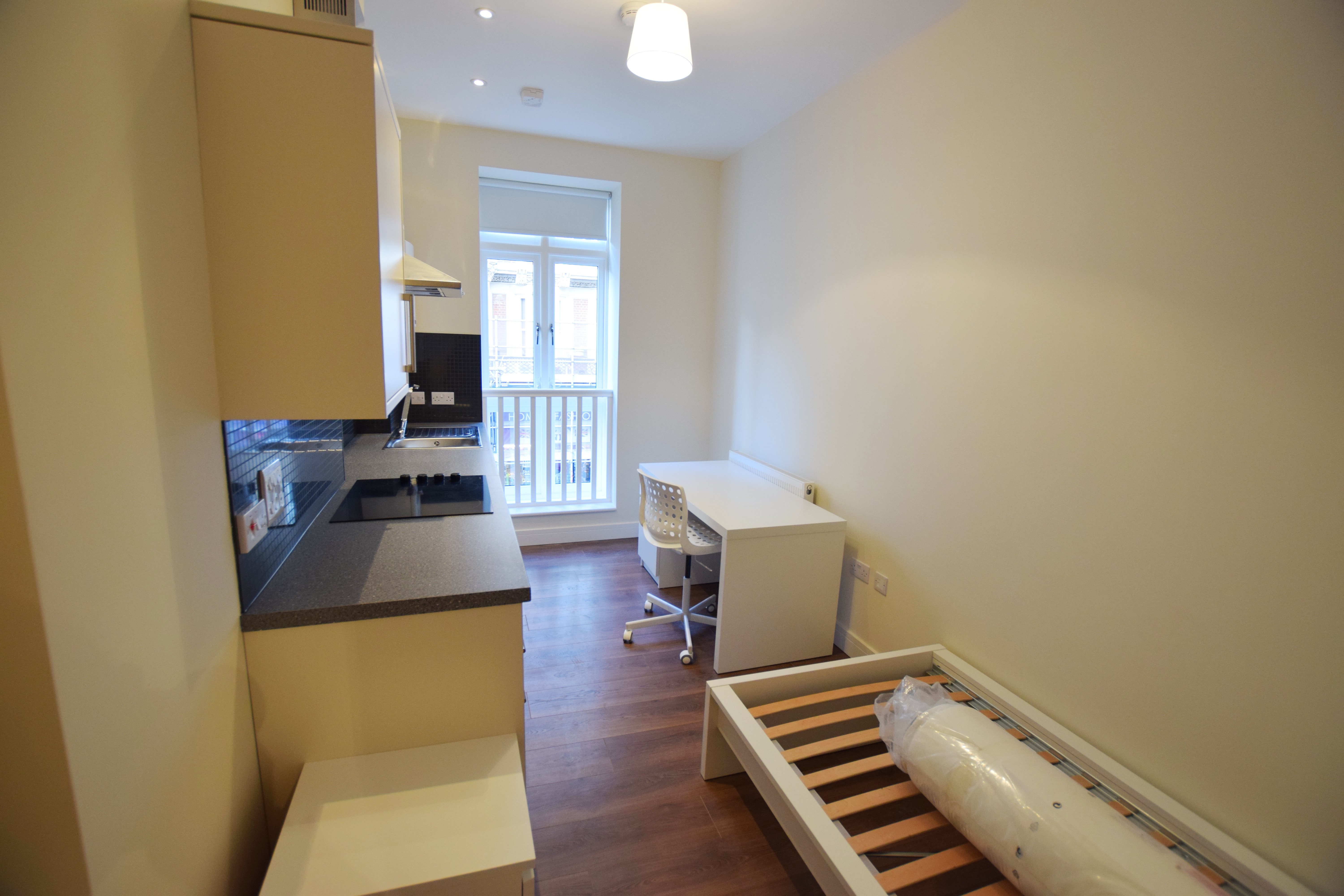 Studio flat to rent in Old Christchurch Road, Bournemouth  - Property Image 2