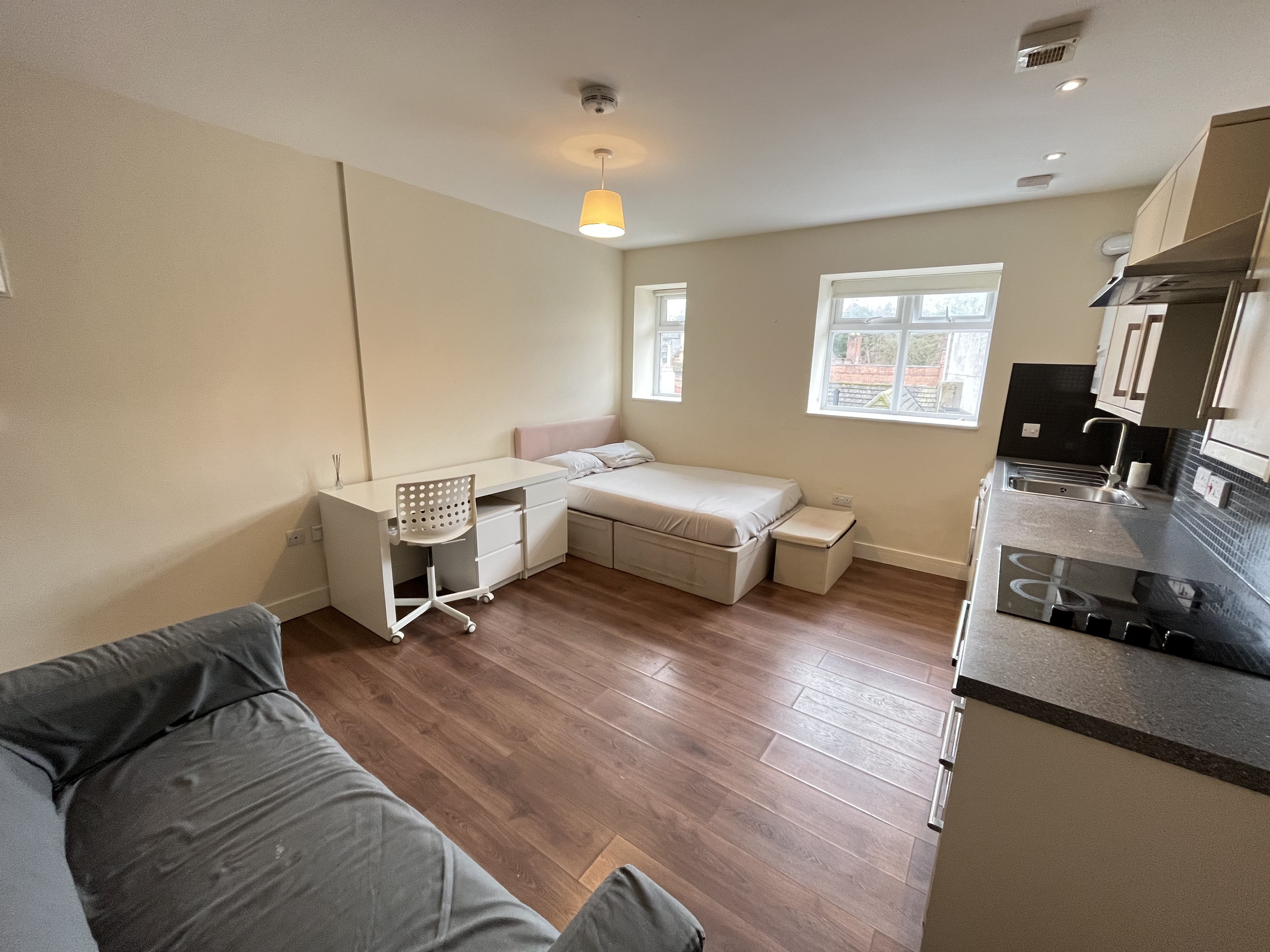 Studio flat to rent in Old Christchurch Road, Bournemouth  - Property Image 4