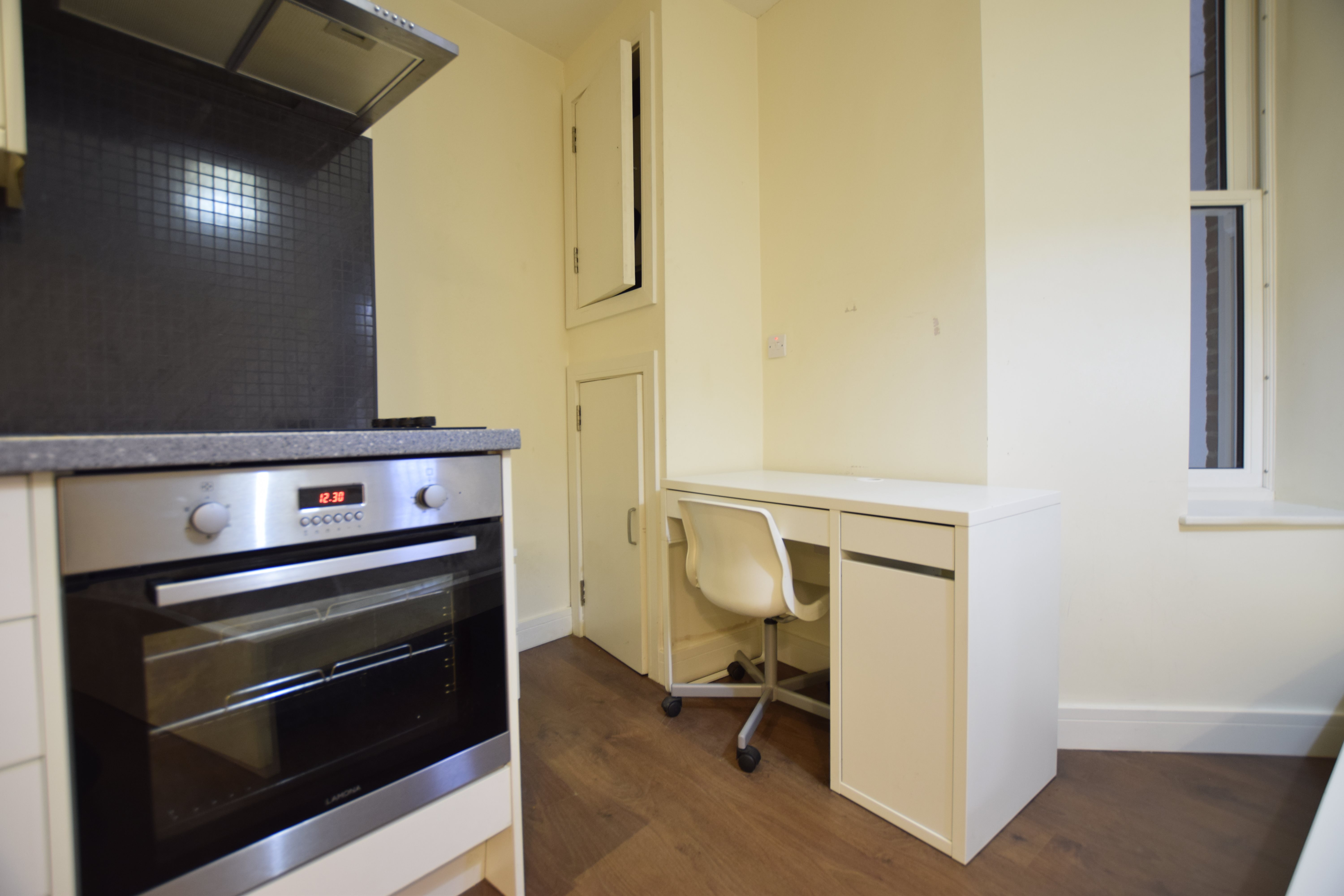 1 bed studio flat to rent in St Peter's Road, Bournemouth  - Property Image 3