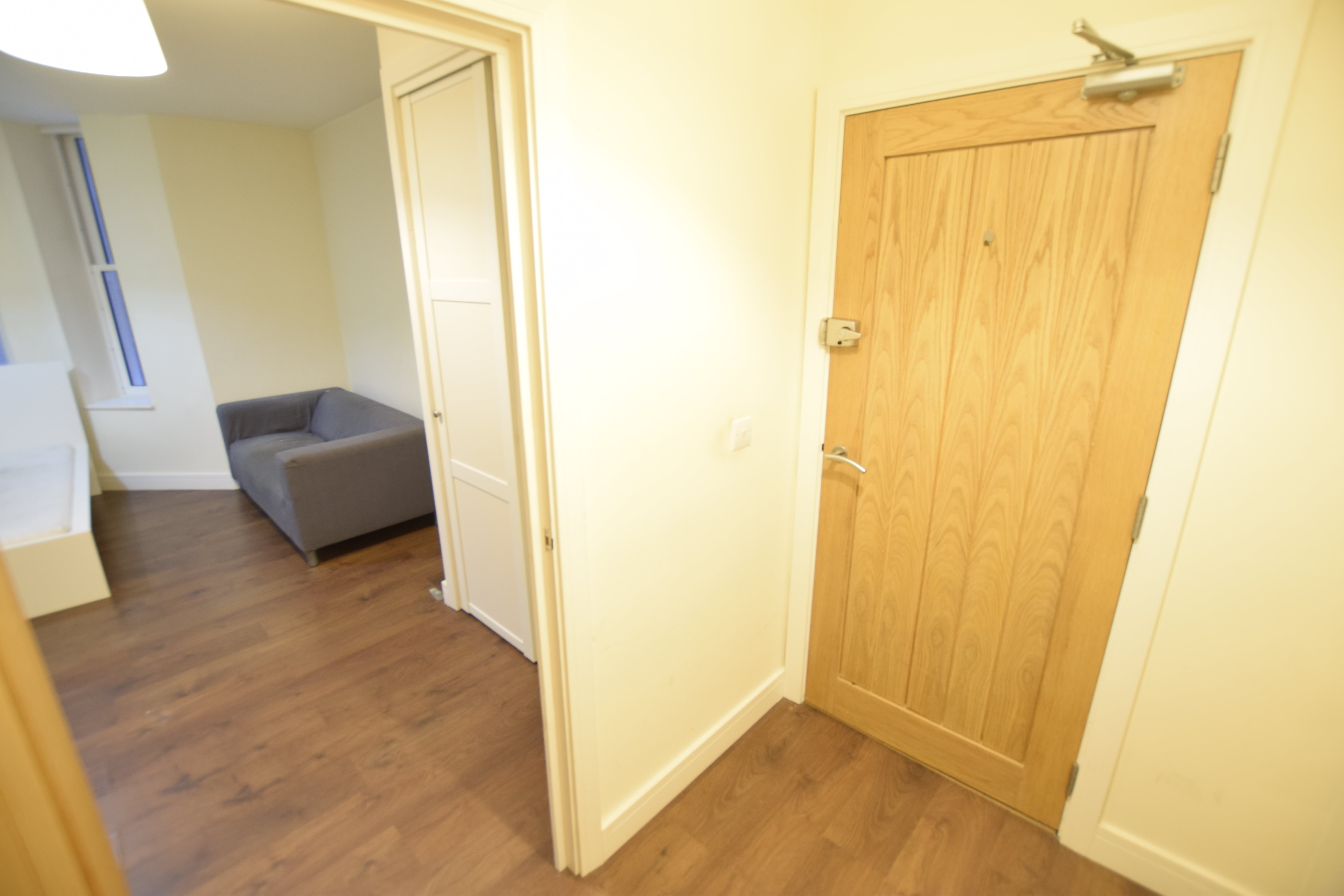 1 bed studio flat to rent in St Peter's Road, Bournemouth  - Property Image 7