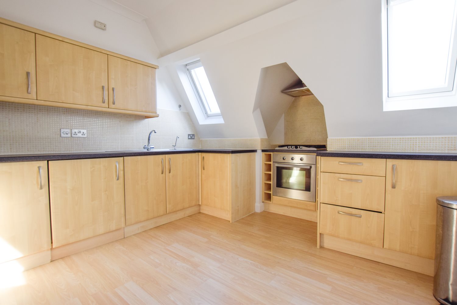 2 bed flat to rent in Portchester Place, Bournemouth  - Property Image 2