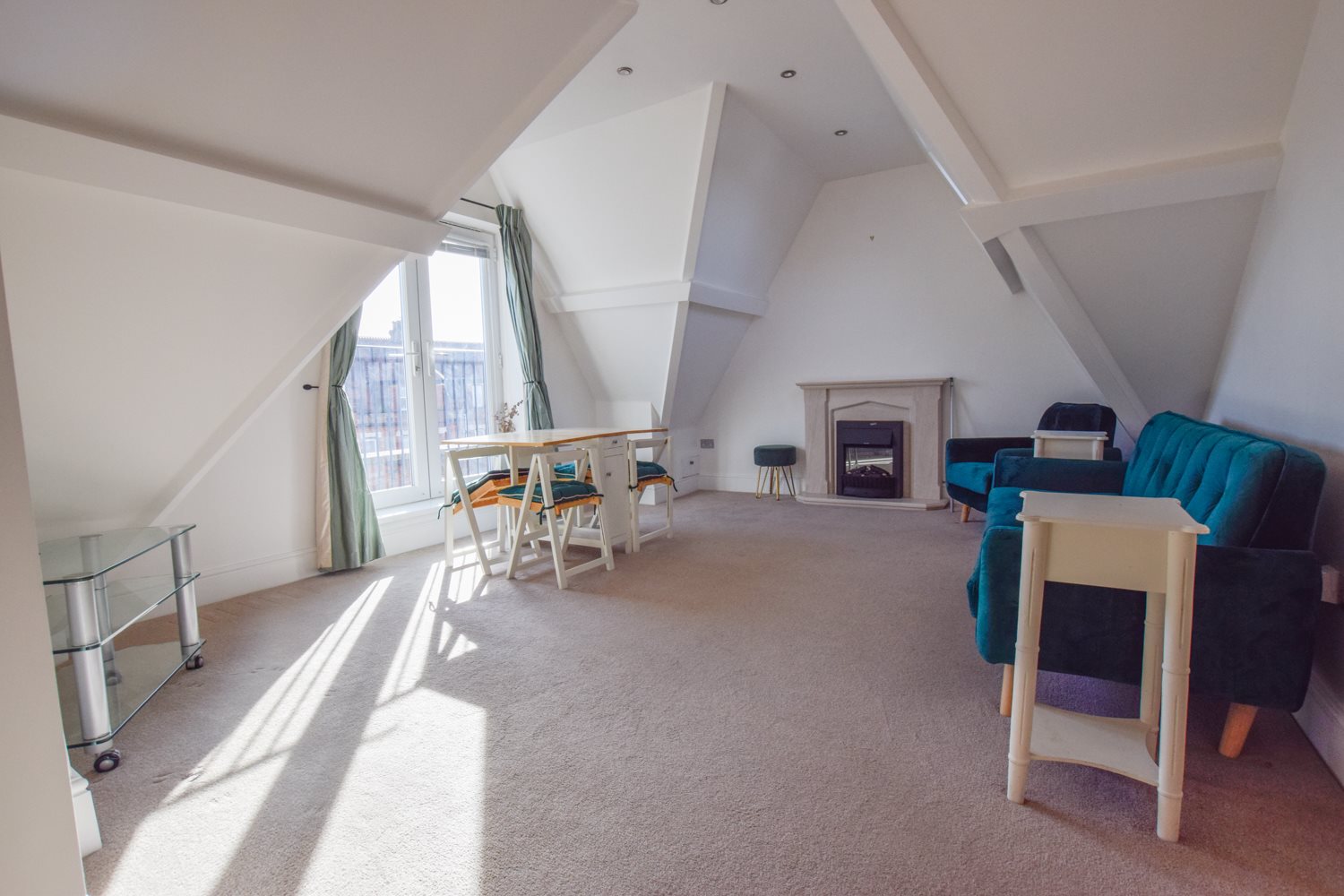 2 bed flat to rent in Portchester Place, Bournemouth, BH8